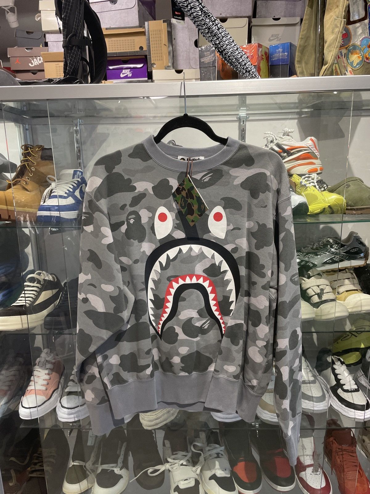 Bape Bape Color Camo Shark Crewneck Grey Size US S / EU 44-46 / 1 - 1 Thumbnail