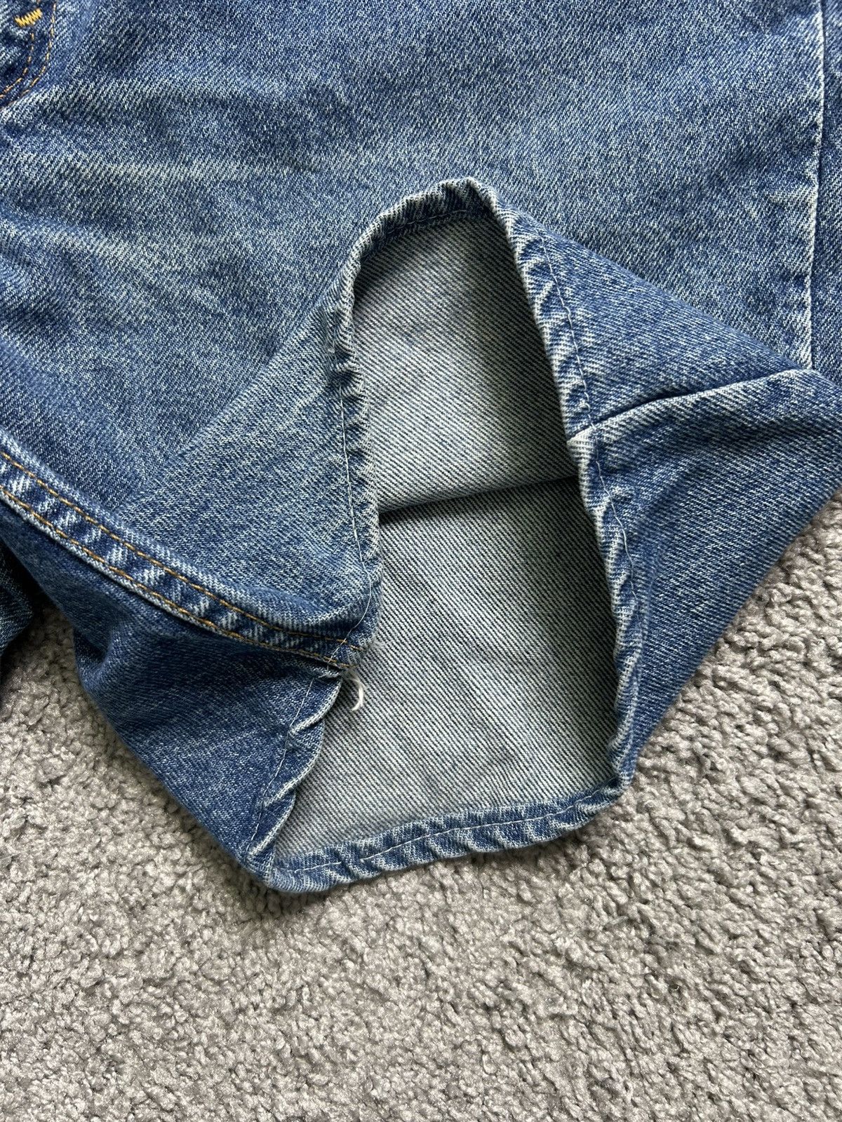 Vintage Vintage 90s Levi’s 505 Denim Shorts Orange Tab USA Size US 38 / EU 54 - 3 Thumbnail