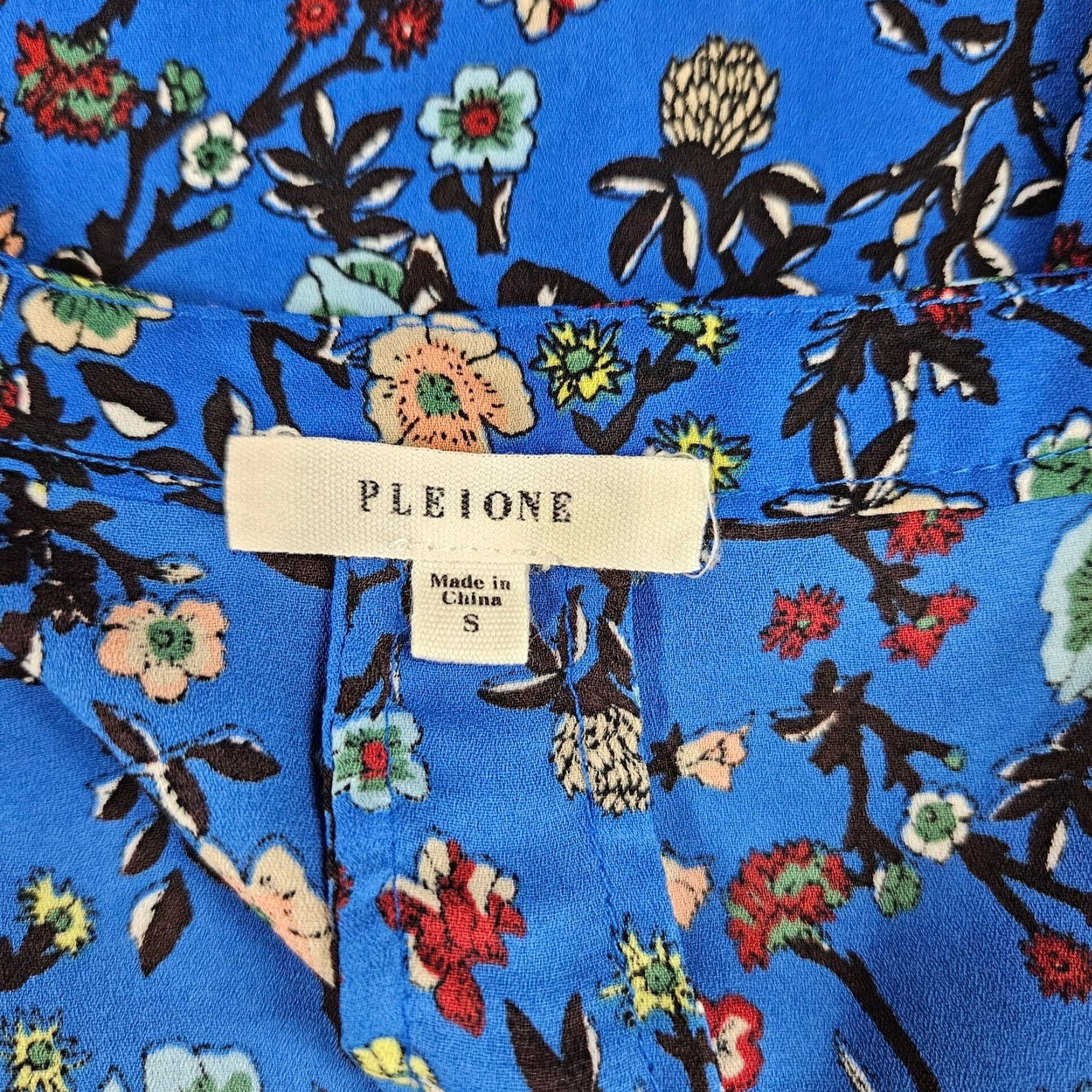 Vintage VINTAGE Pleione Womens Top Sz Small Blue Red Floral Size S / US 4 / IT 40 - 6 Thumbnail