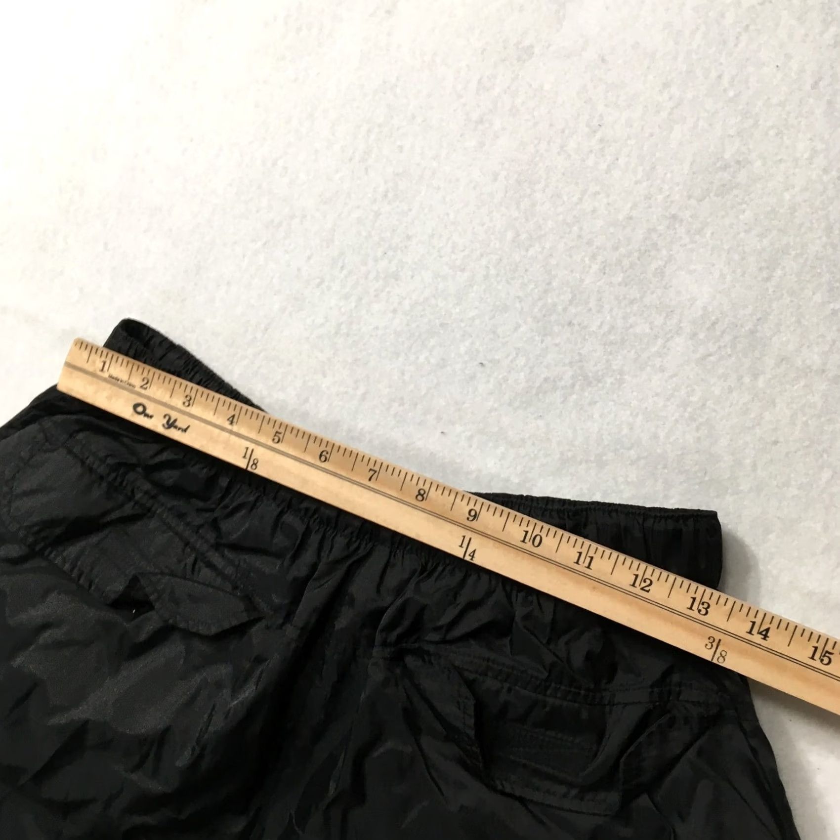 Marlboro Vintage Y2K Marlboro Swim Trunks Size medium Black NYLON Men's Size US 31 - 7 Thumbnail