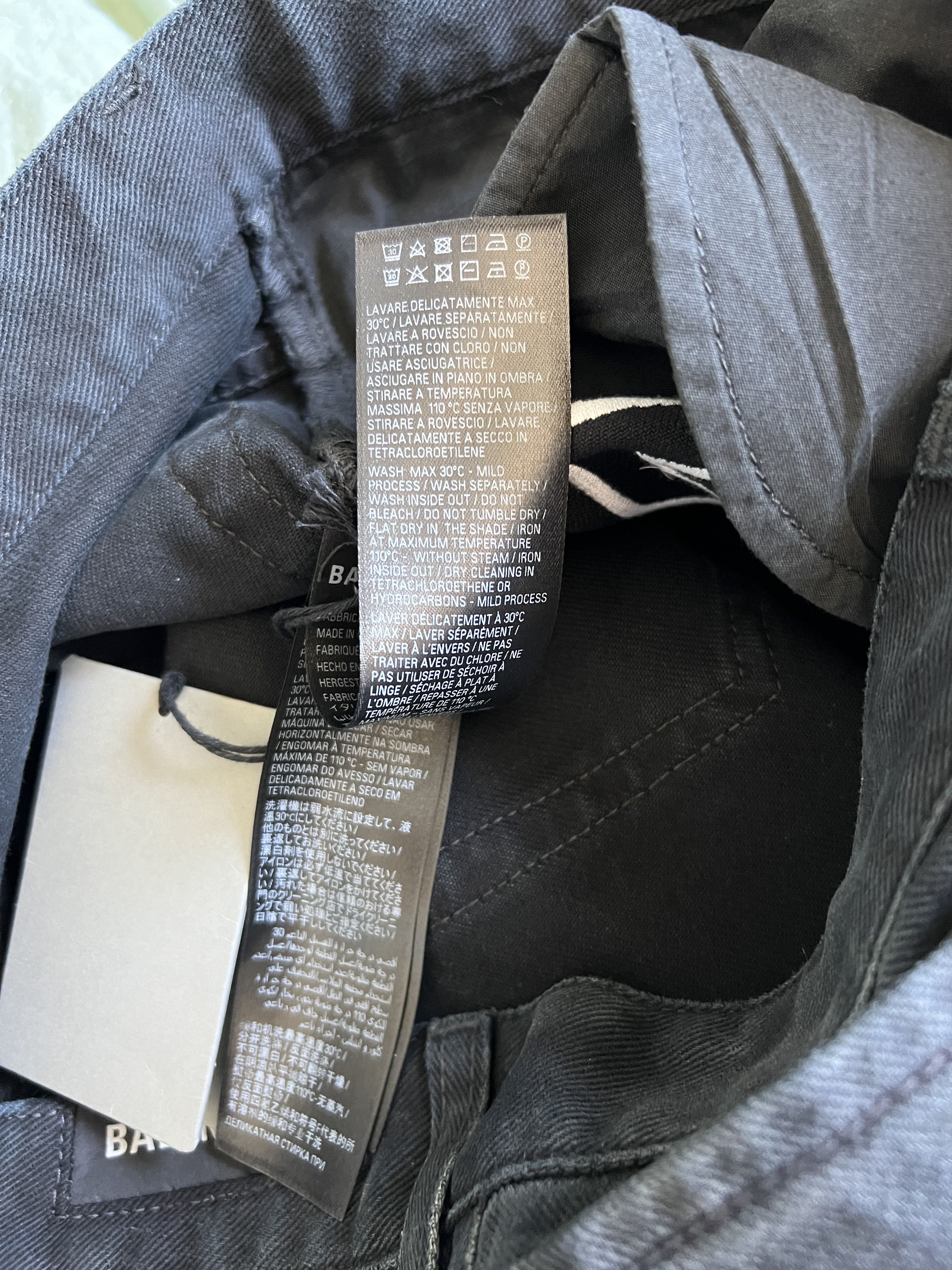 Balenciaga Balenciaga Embroidered Logo Baggy Denim in Black Size US 34 / EU 50 - 11 Thumbnail