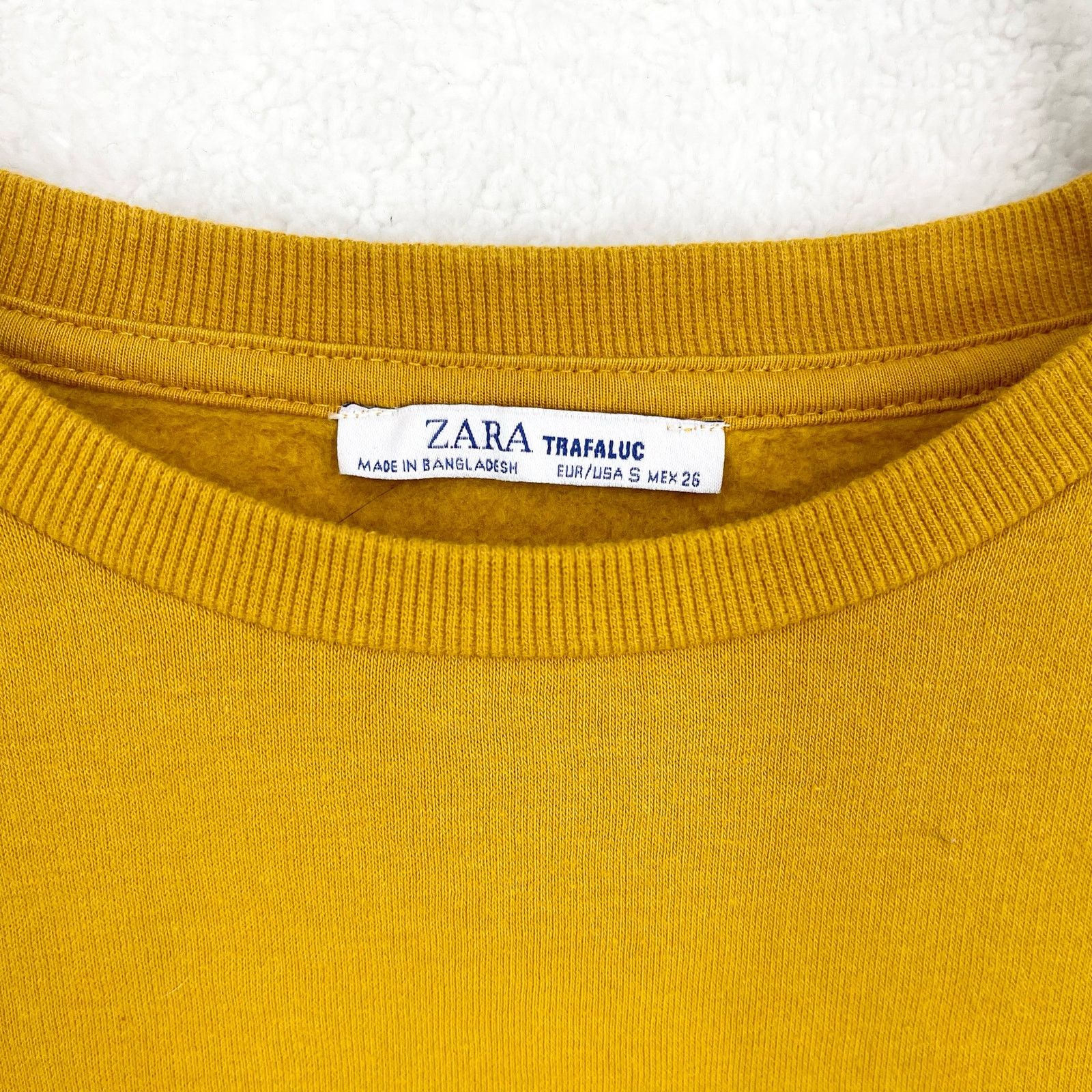 Zara Zara Trafaluc Mustard Crewneck Long Sleeve Sweatshirt Small Size S / US 4 / IT 40 - 2 Thumbnail
