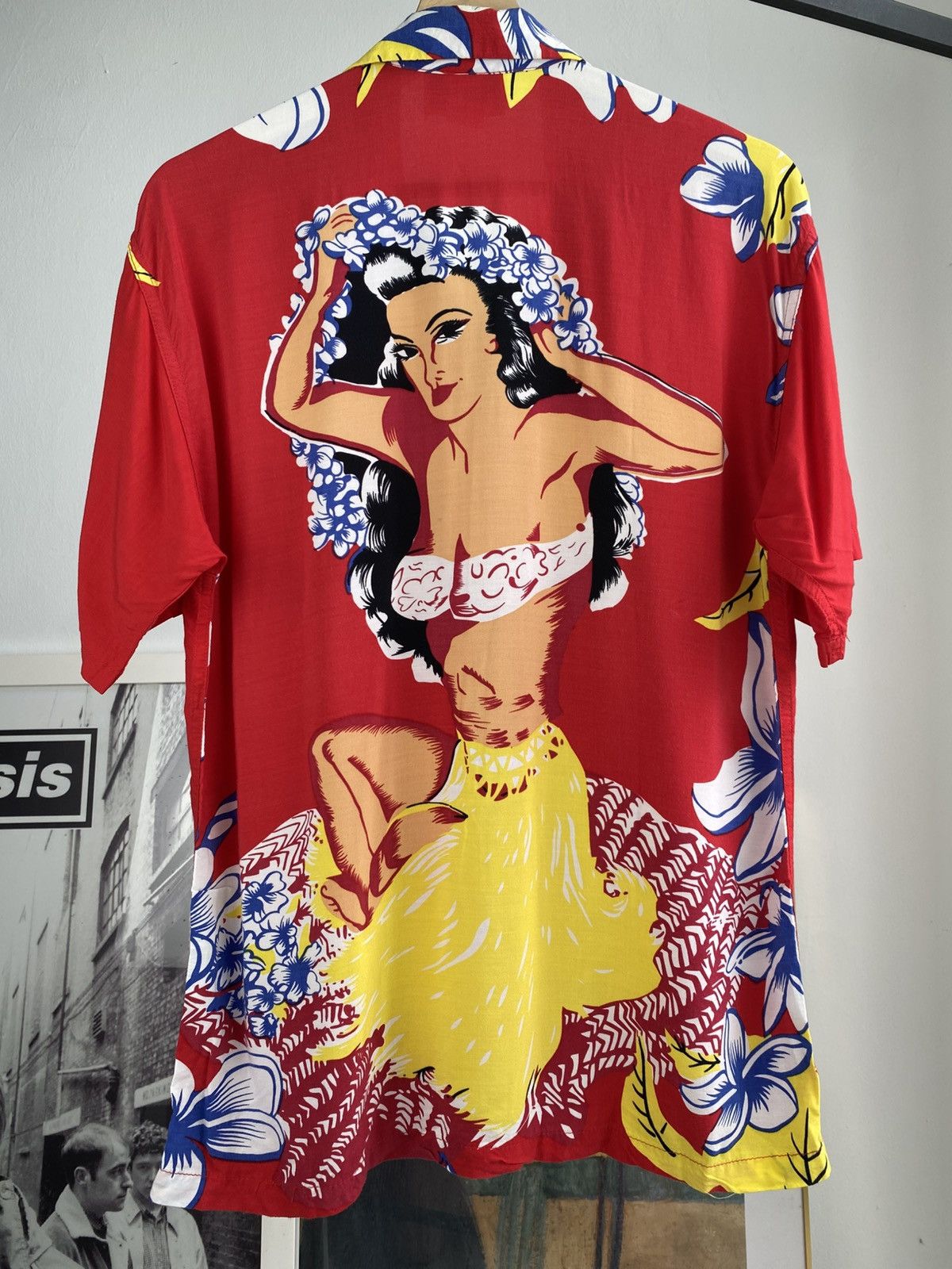 Vintage Vintage Aloha Shirt Hula Girl Made in Hawaii Rayon Size S Size US S / EU 44-46 / 1 - 2 Thumbnail