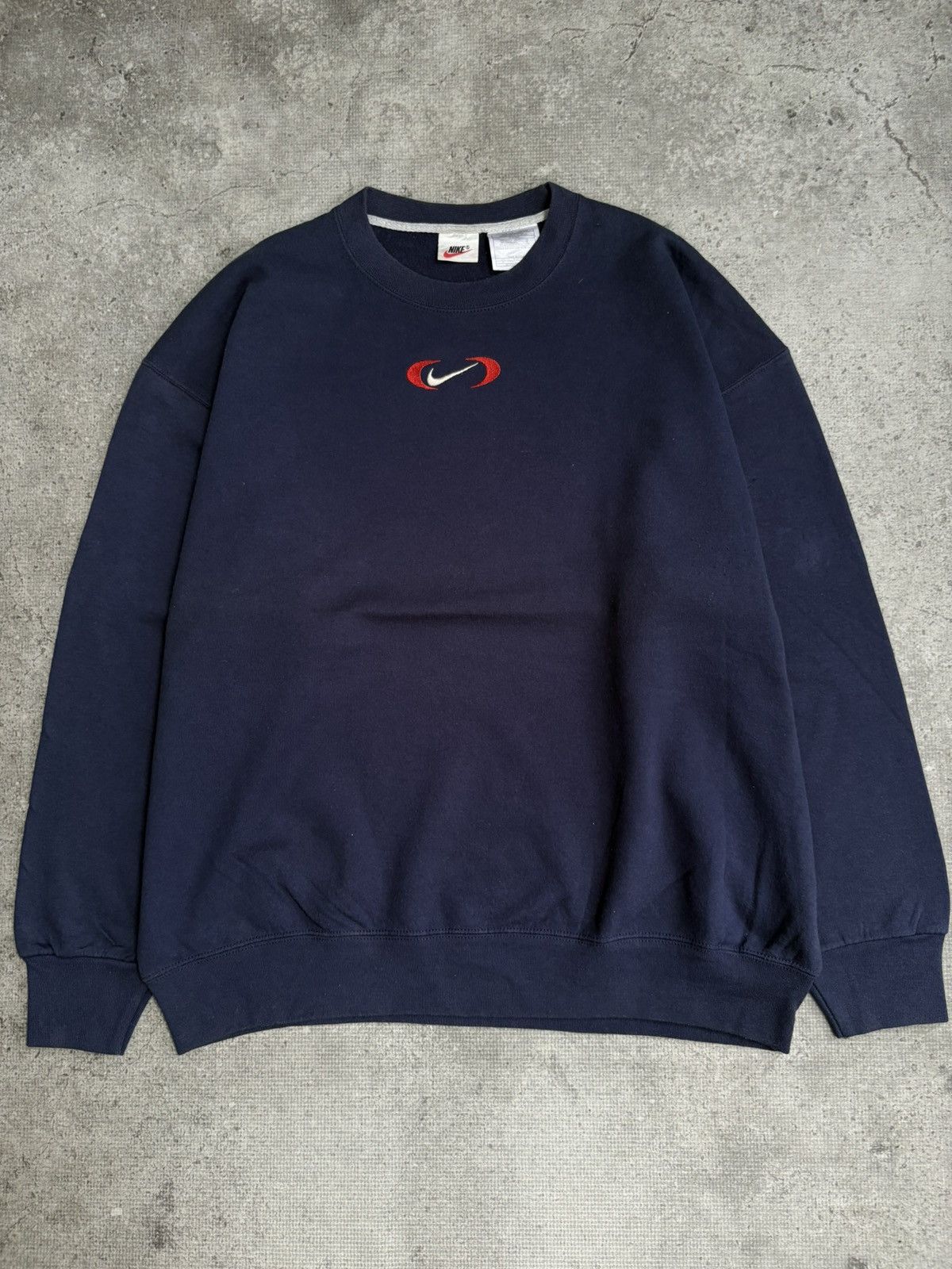 Nike SWEATER NIKE CENTER LOGO OVAL Size US M / EU 48-50 / 2 - 1 Thumbnail