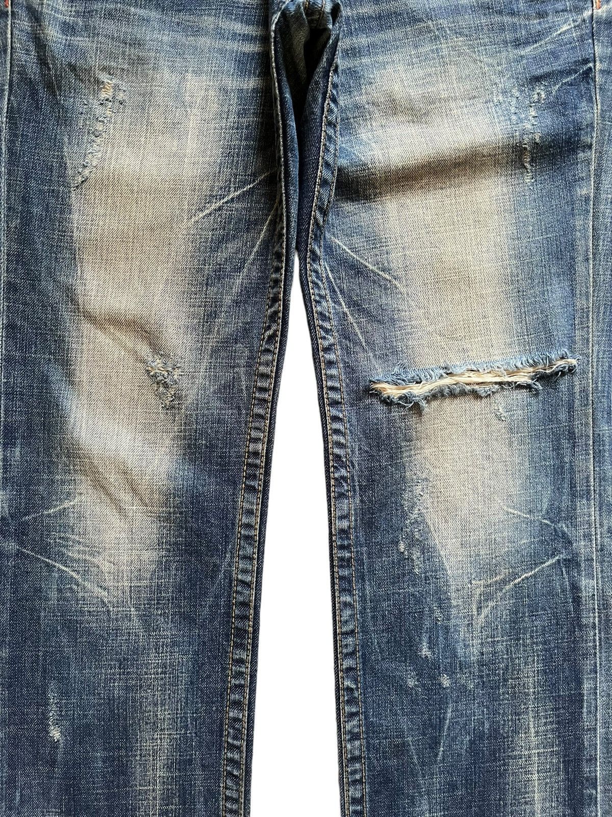 Japanese Brand Vintage Japanese Brand Rusty Mud Wash Distressed Loose Jeans Size US 33 - 5 Thumbnail