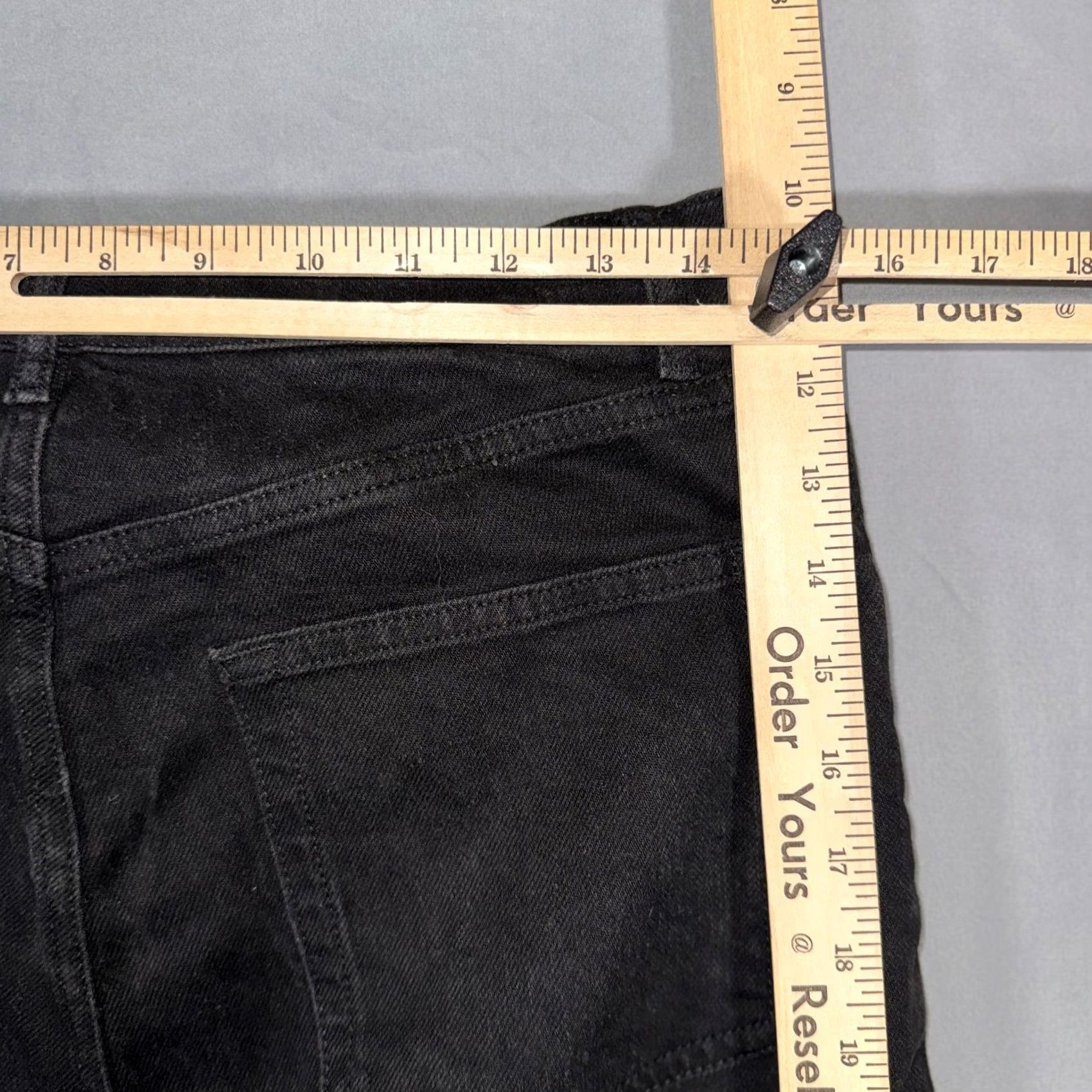 Reformation VINTAGE? No. Reformation Jeans Womens Black High Rise Straight Leg Denim Charcoal Wash 5-Pocket Size 30" / US 8 / IT 44 - 6 Thumbnail