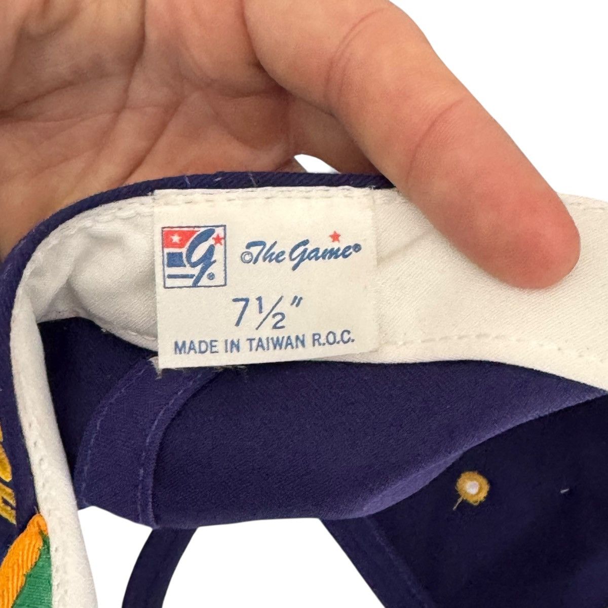 The Game vintage Washington Huskies fitted cap 7 1/2 Size ONE SIZE - 5 Thumbnail