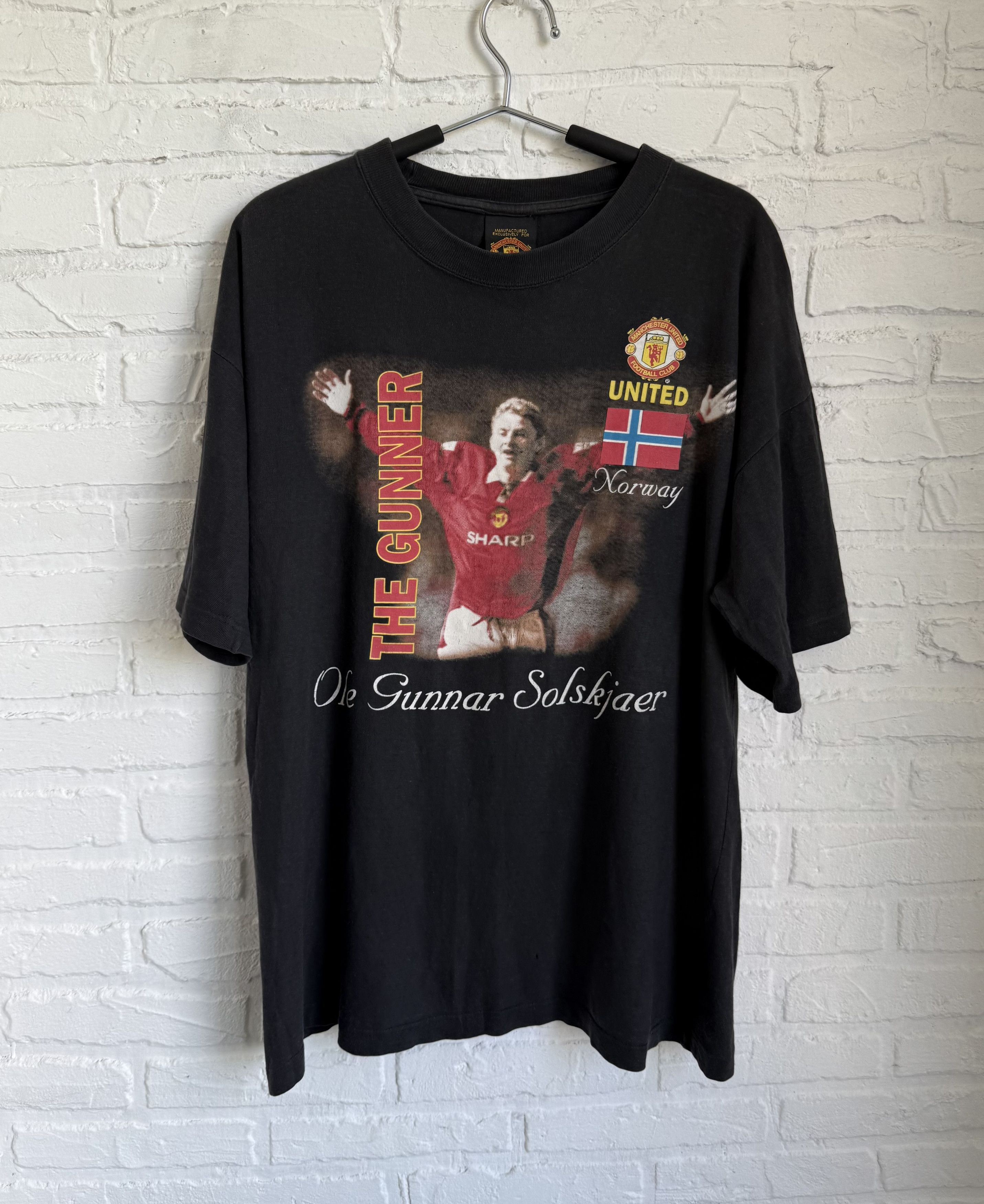 Vintage Vintage 1998 Manchester United ole gunnar Solskjær t-shirt Size US XL / EU 56 / 4 - 1 Thumbnail