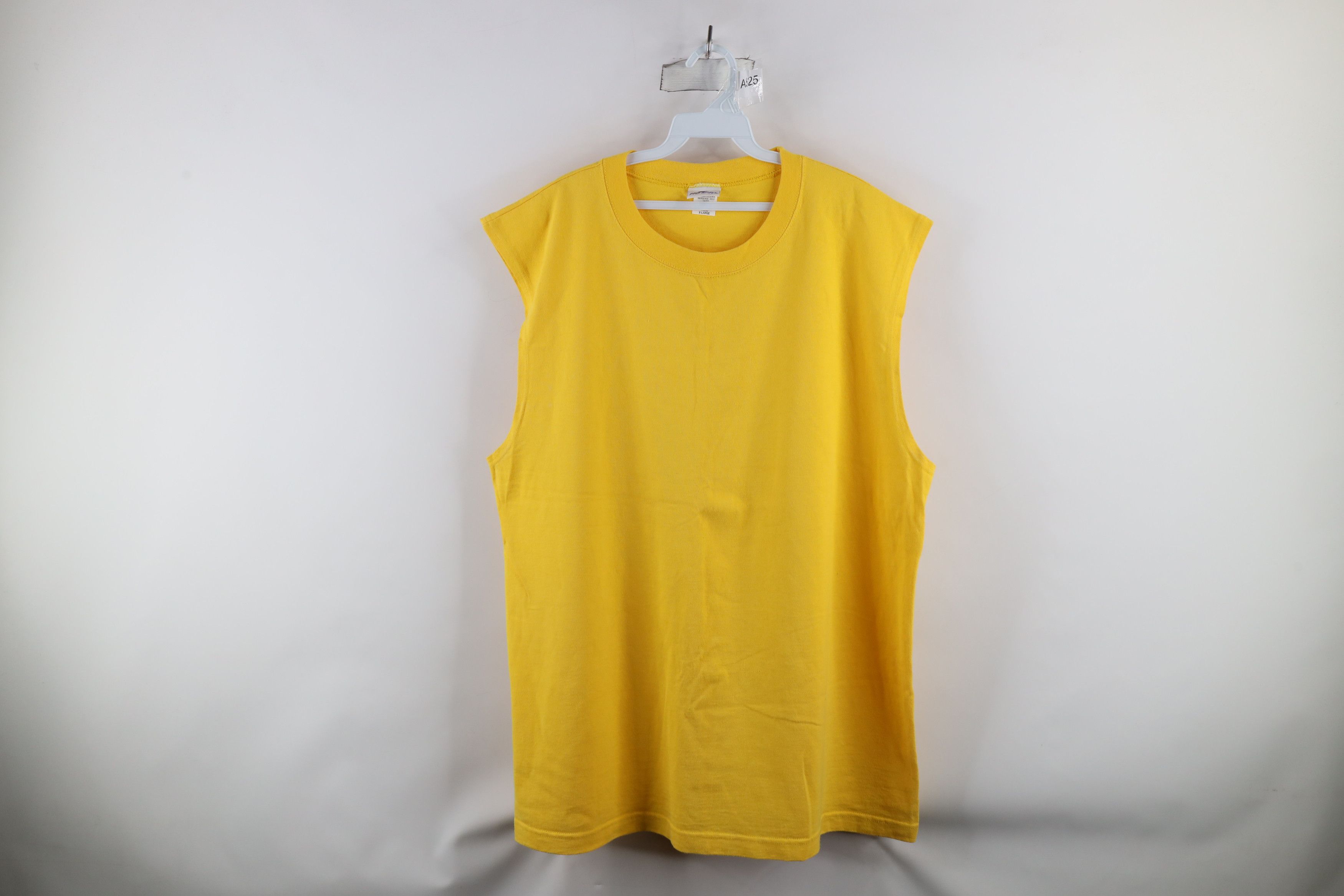 Vintage Vintage 90s Streetwear Sleeveless Muscle T-Shirt Yellow USA Size US XL / EU 56 / 4 - 1 Thumbnail