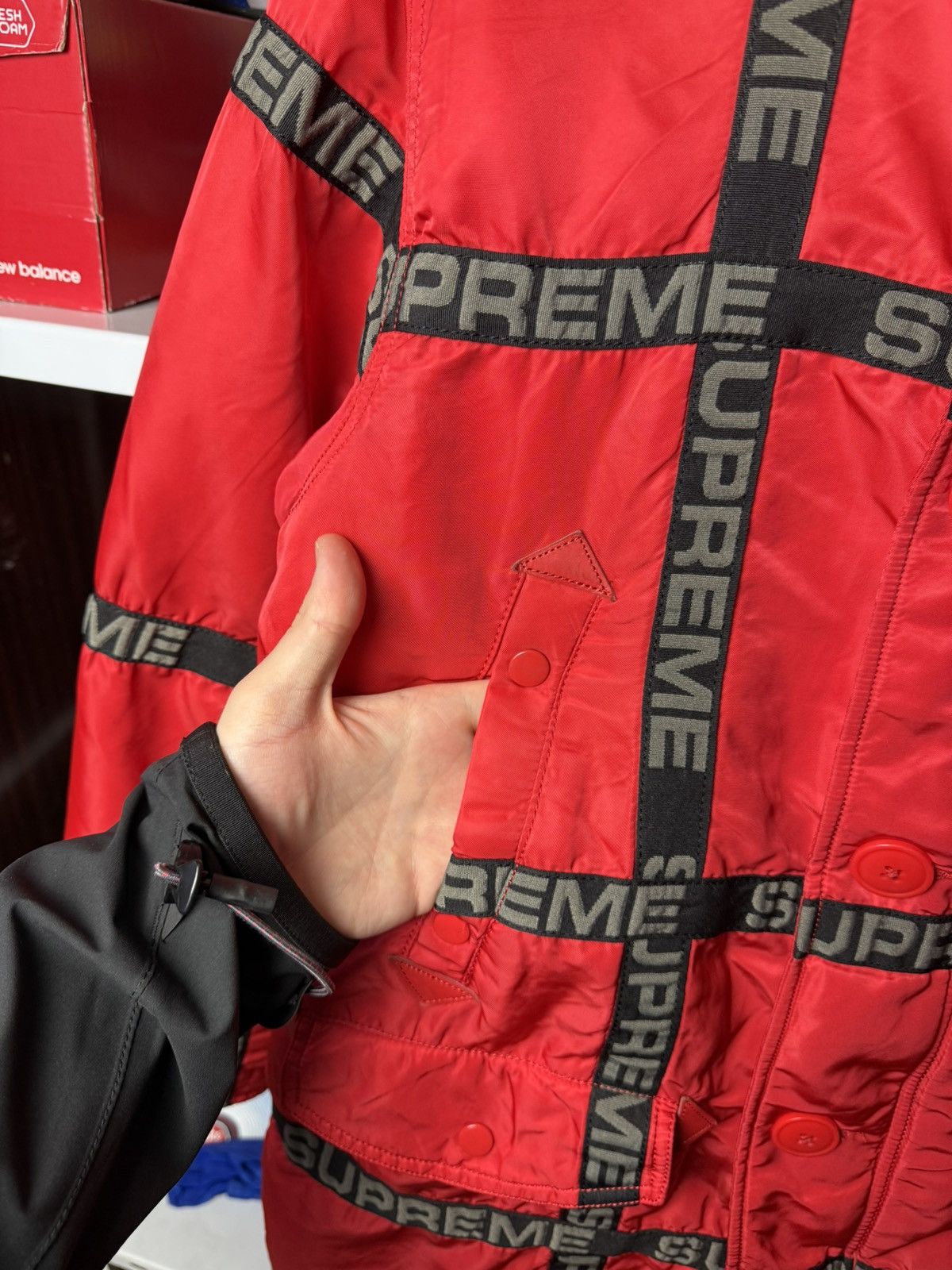 Supreme 2018 Supreme Logo Tape N-3B Parka Jacket Size US M / EU 48-50 / 2 - 6 Thumbnail