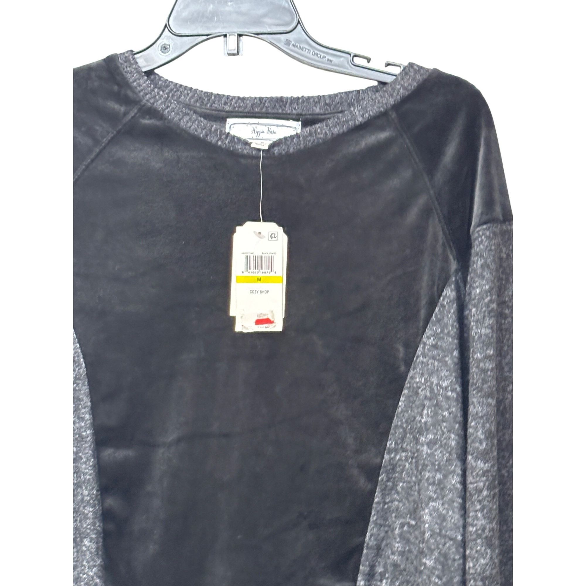 Other Hippie Rose Juniors' Velvet Inlay Raglan Sleeve Top, Black, Size M / US 6-8 / IT 42-44 - 3 Thumbnail