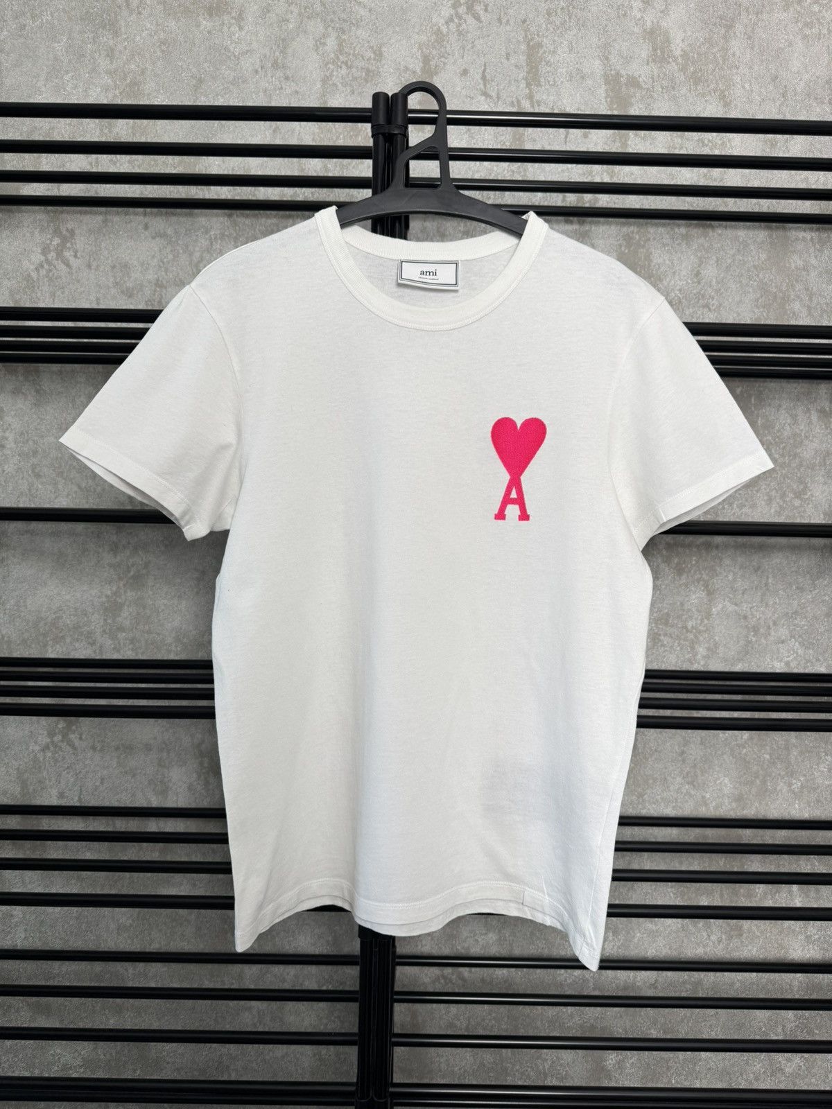 AMI White T-Shirt Ami Paris big logo Size US S / EU 44-46 / 1 - 1 Thumbnail