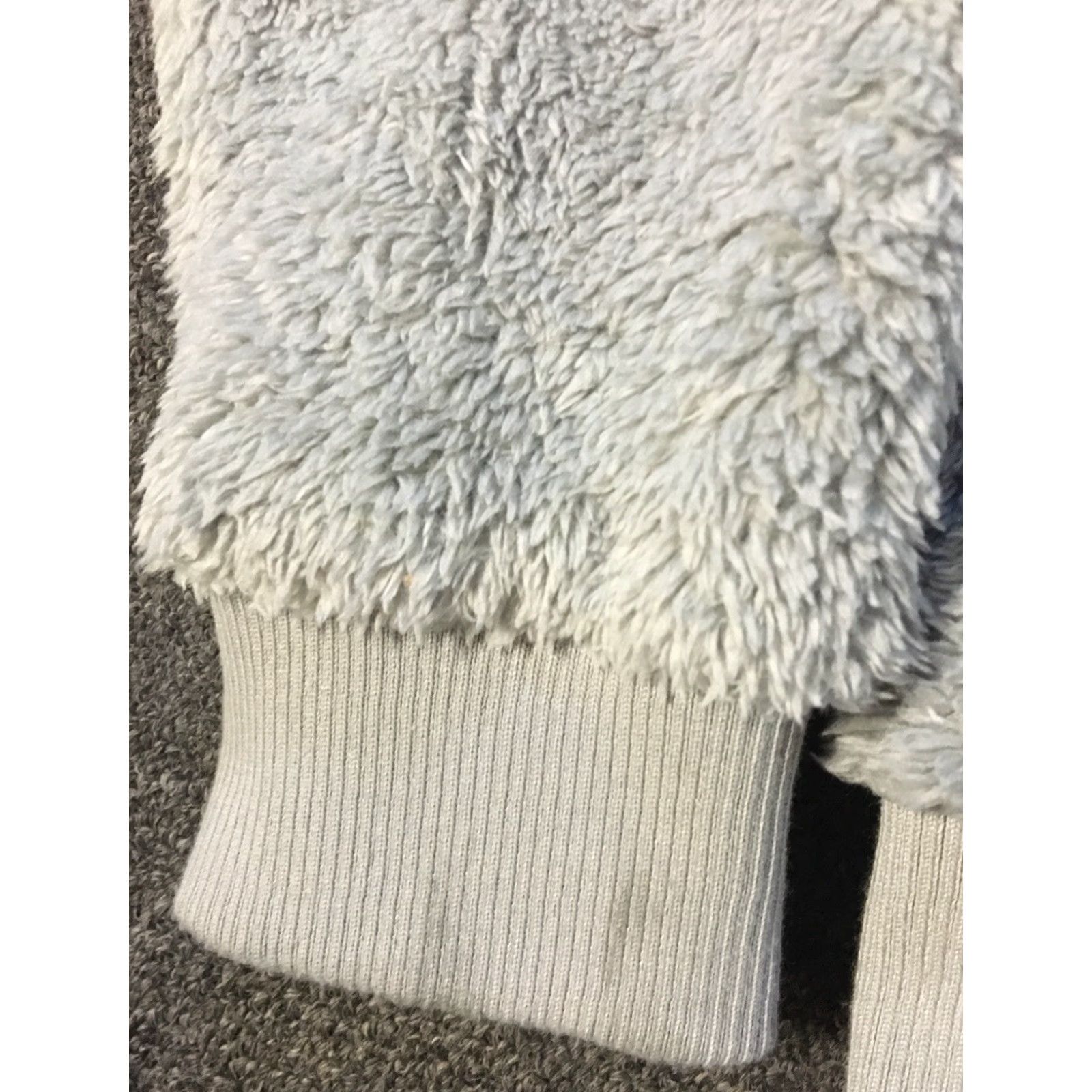 Patagonia VINTAGE Patagonia Fuzzy Fleece Teddy Bear Furry Jacket XL Sherpa Snow Hiking Ski Gray Womens Bomber Jacket 90s Size XL / US 12-14 / IT 48-50 - 3 Thumbnail