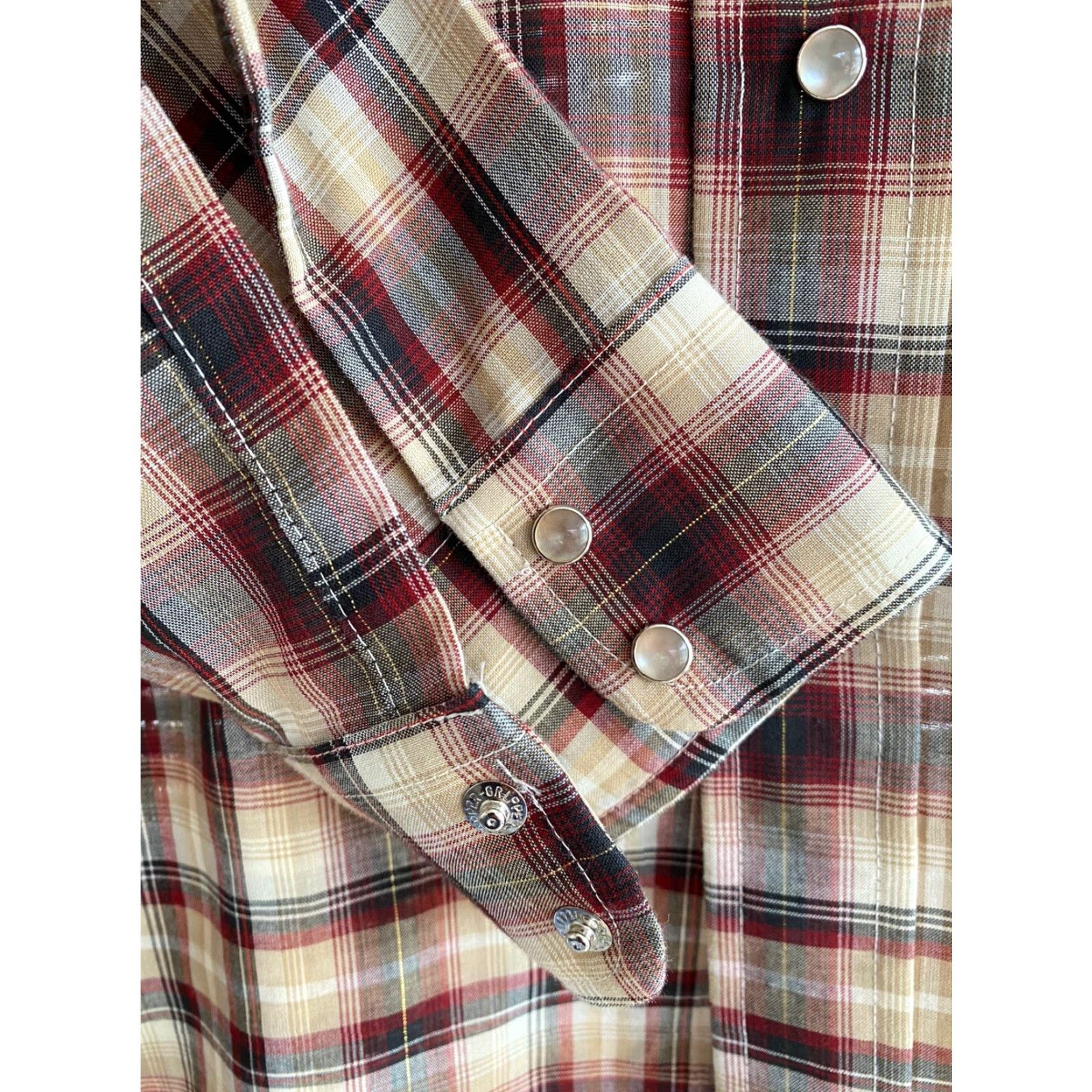Levi's VINTAGE Levi's Mens Pearl Snap Western Shirt 70s M Brown Check Button-Up Long Sleeve 29” 21” 24” | Mens Size US M / EU 48-50 / 2 - 5 Thumbnail