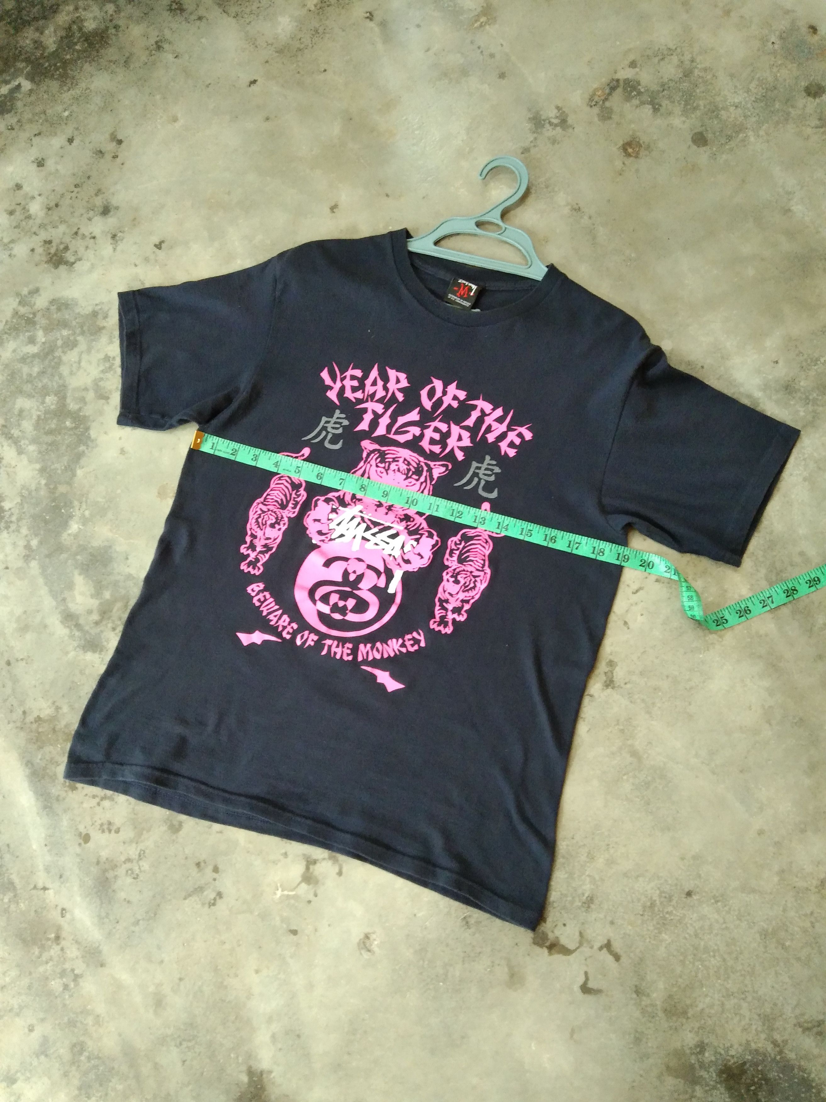 Stussy VINTAGE Y2K STUSSY YEAR OF TIGER T-SHIRT Size US M / EU 48-50 / 2 - 7 Thumbnail