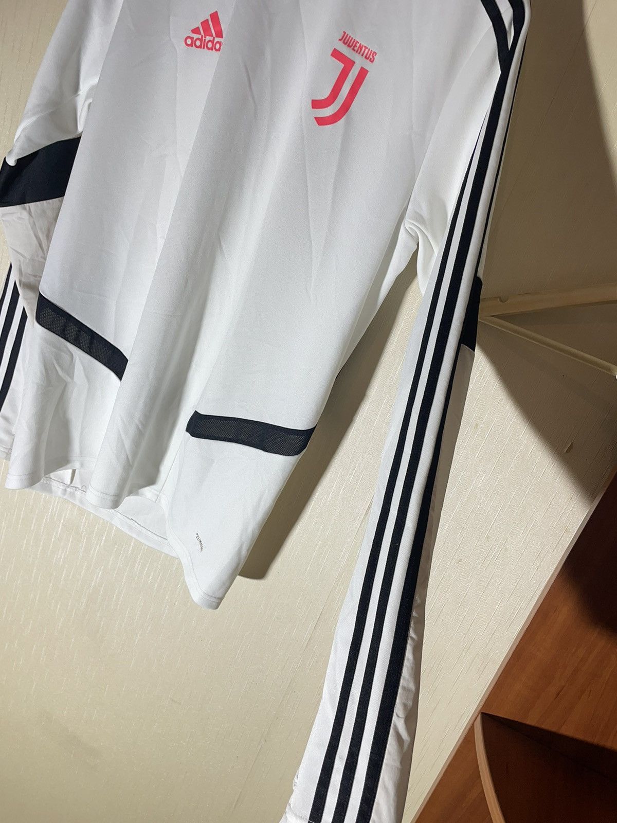 Adidas Adidas Juventus Streetwear soccer long sleeve Size US M / EU 48-50 / 2 - 6 Thumbnail
