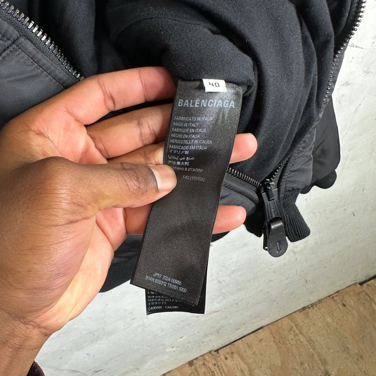 Balenciaga Balenciaga Unity Hooded Bomber Jacket Size US M / EU 48-50 / 2 - 9 Thumbnail