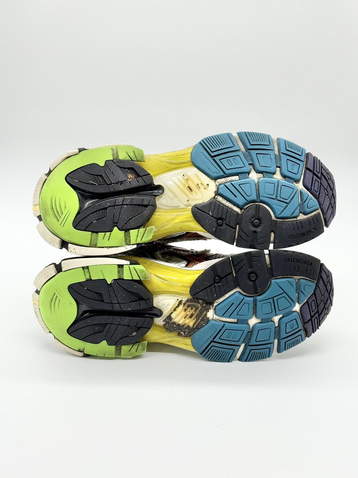 Balenciaga Size 9 - Balenciaga Runner Sneaker Multi-Color Size US 9 / EU 42 - 6 Thumbnail