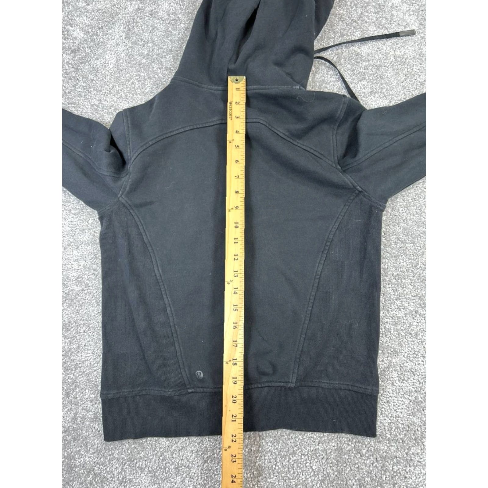 Lululemon Lululemon Hoodie Womens 8 Black Full Zip Fleece Sweatshirt Zip Hooded Activewear 8 Black Womens Hoodie Size M / US 6-8 / IT 42-44 - 6 Thumbnail