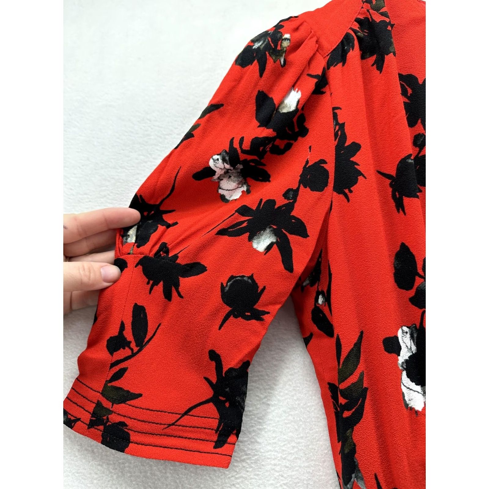 Vintage Derek Lam Dress Womens Medium Red Floral Puff Sleeve Maxi Lined Fit & Flare Navy Back Zip Crew Neck Size M / US 6-8 / IT 42-44 - 5 Thumbnail