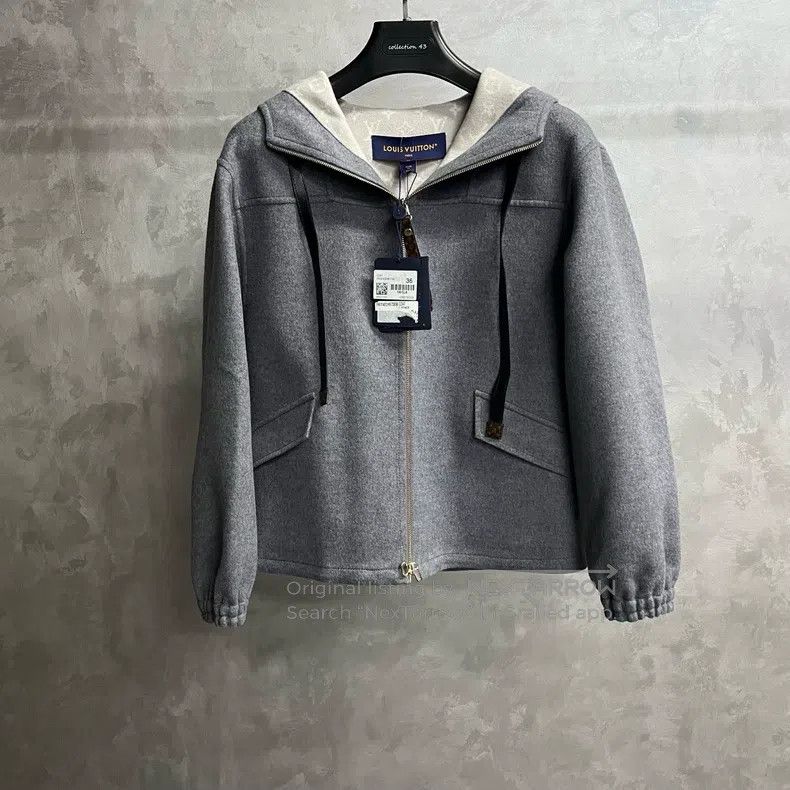 Louis Vuitton Louis Vuitton Grey solid fitted hooded reversible zip-up l Size XS / US 0-2 / IT 36-38 - 1 Thumbnail