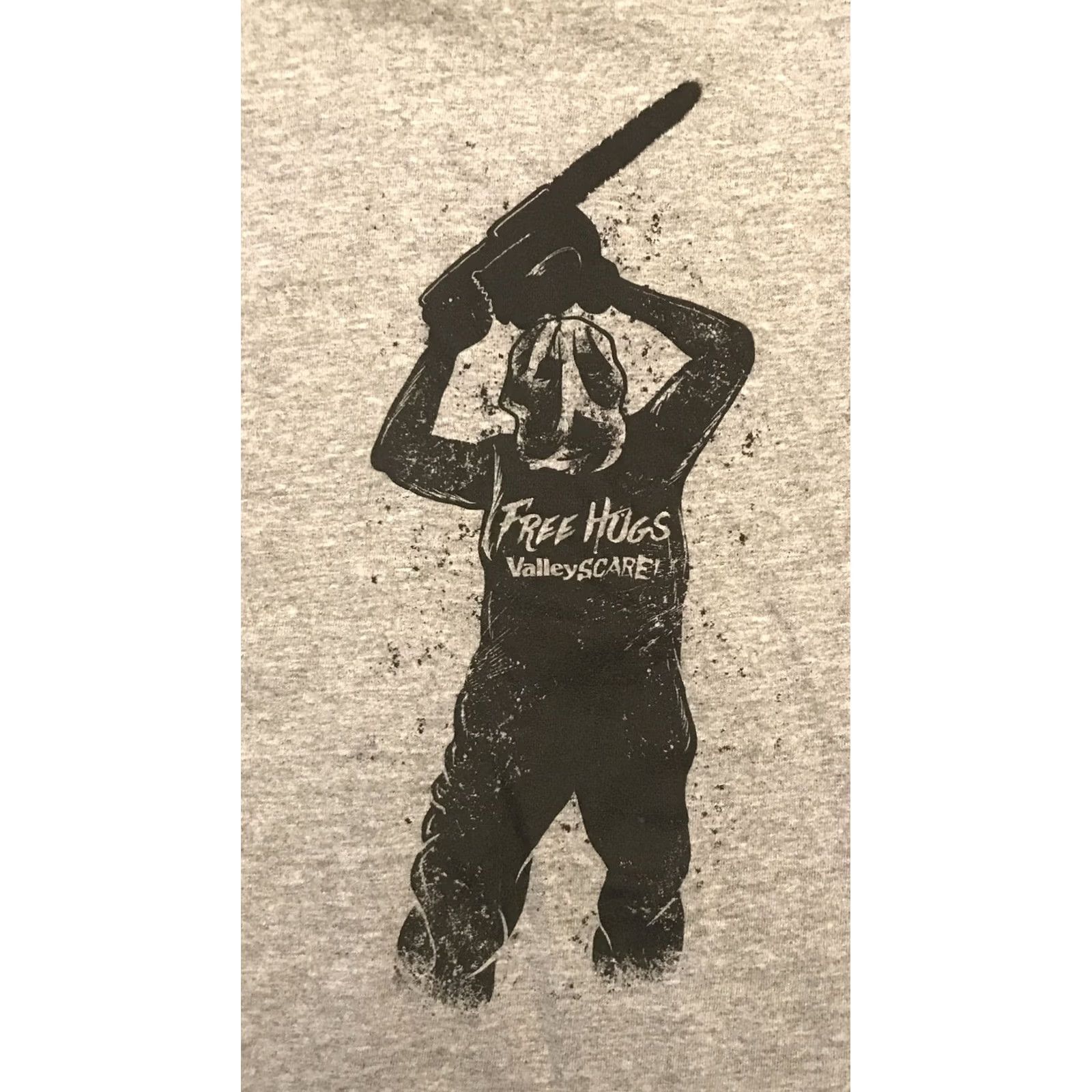 Gildan ValleyFair Valley Scare Haunt Free Hugs chainsaw Hallow gray T- Shirt Sz S Size US S / EU 44-46 / 1 - 4 Thumbnail