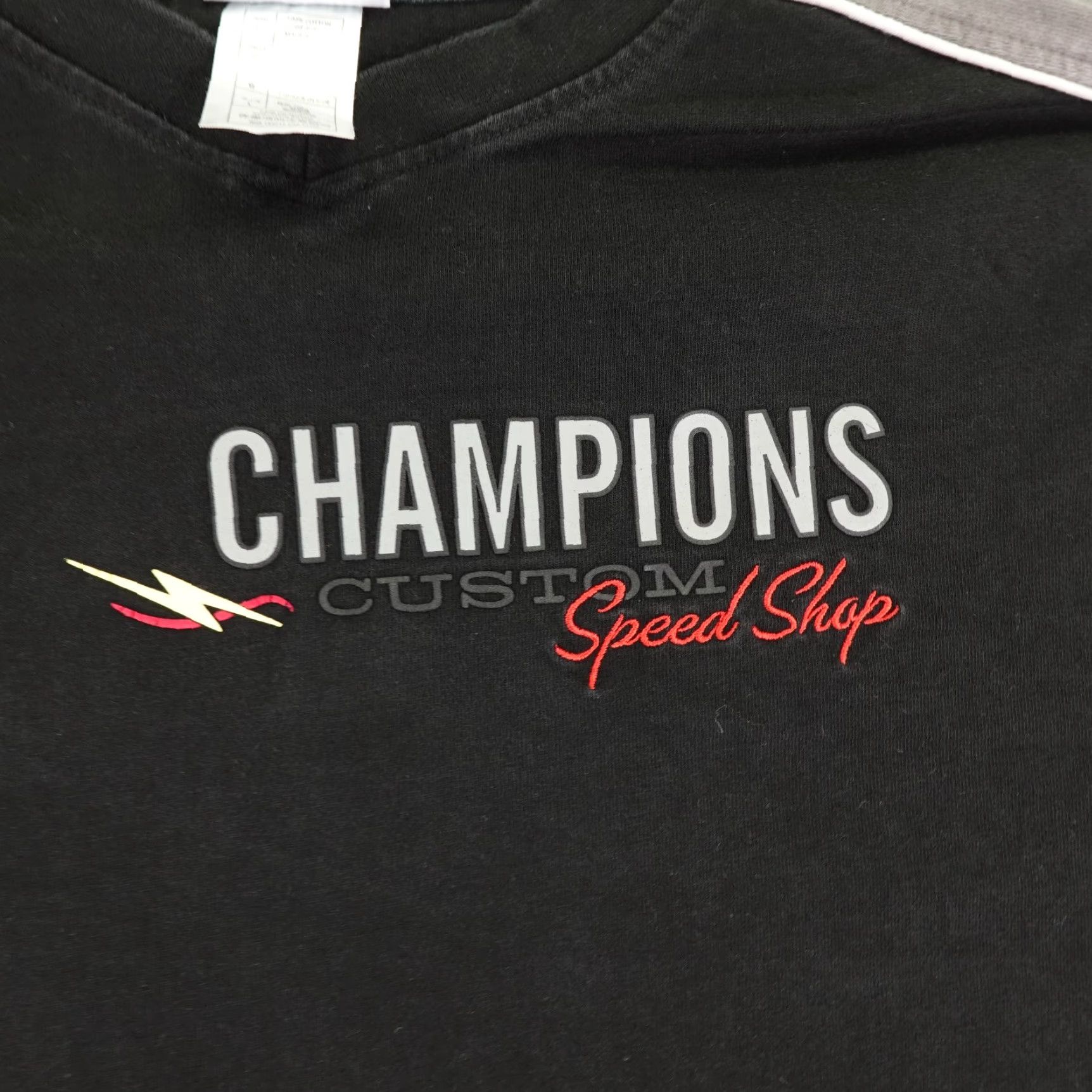 Disney Disney Cars Shirt Mens Large Black Radiator Springs Logo Embroidered Cotton T‑Shirt 90s Style Fans Mens Long Sleeve Crewneck Size US L / EU 52-54 / 3 - 3 Thumbnail