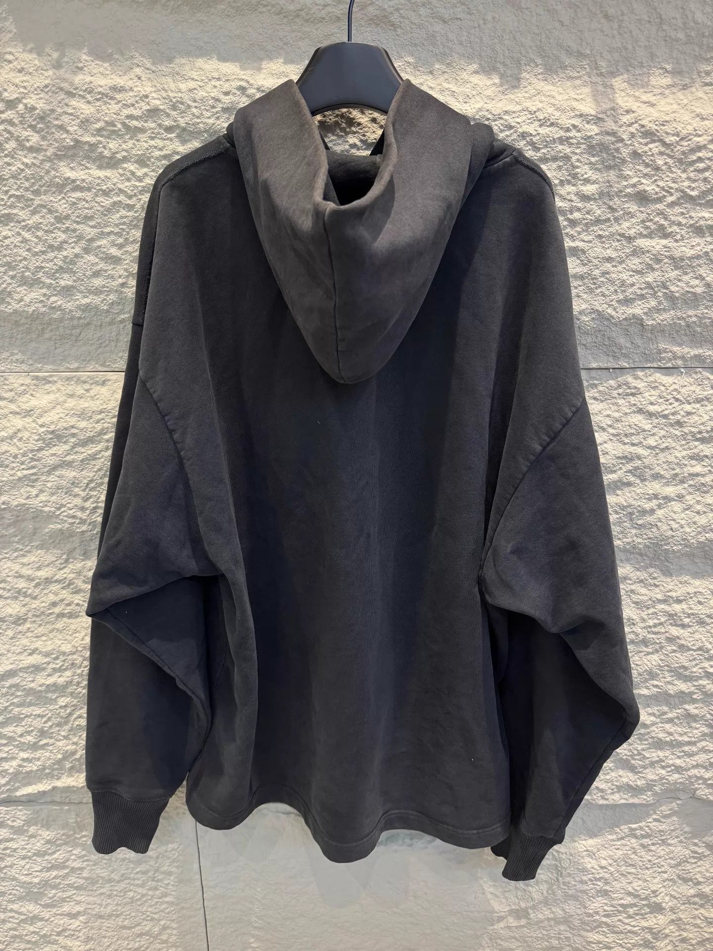 Acne Studios Acne Studios Black Small Chest Logo Hoodie S Size US S / EU 44-46 / 1 - 4 Thumbnail