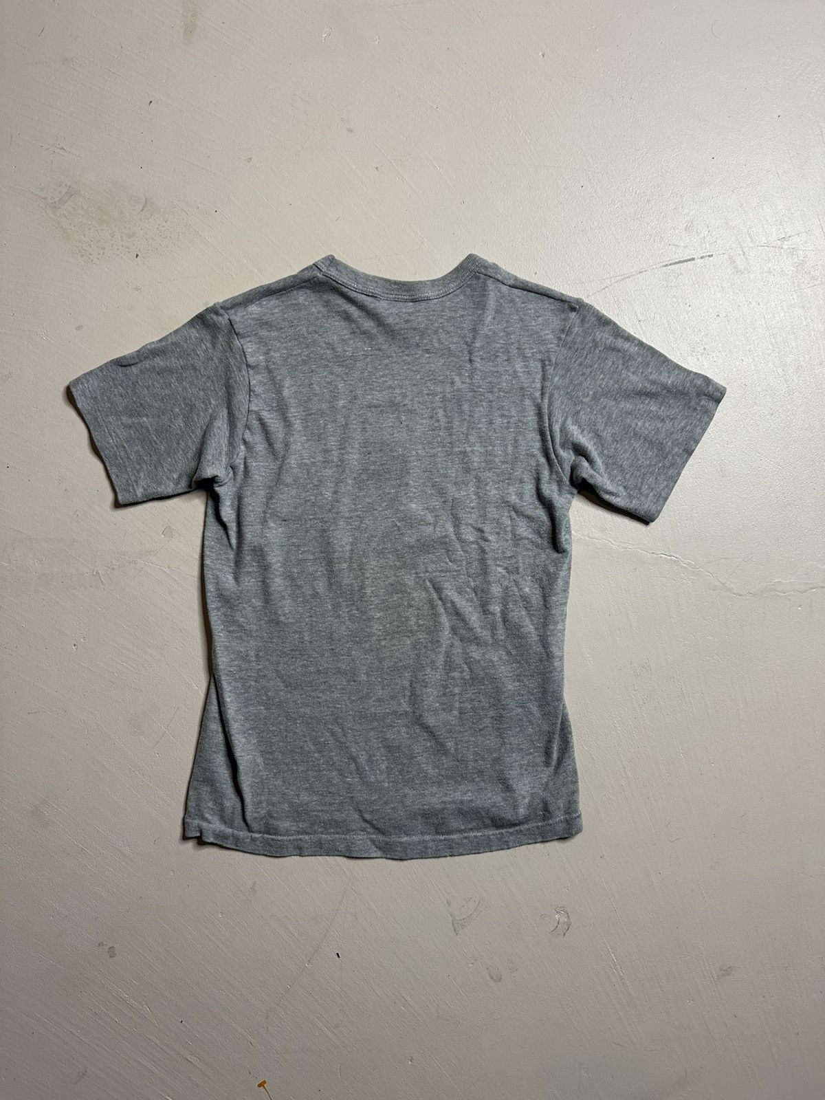 Vintage Vintage 80s Hanes American Commodore Graphic T Shirt Size US S / EU 44-46 / 1 - 6 Thumbnail