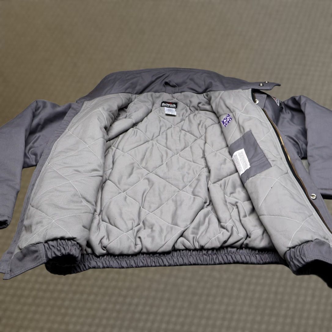 Vintage Bulwark FR Bomber Jacket Men L Gray Westex Flame Resistant Cotton Nylon Blend Utility Jacket Size US L / EU 52-54 / 3 - 1 Thumbnail