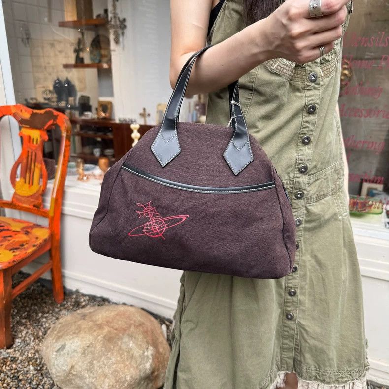 Vivienne Westwood Vivienne Westwood size os Vinyl bladed bowling bag handbag Size ONE SIZE - 1 Thumbnail