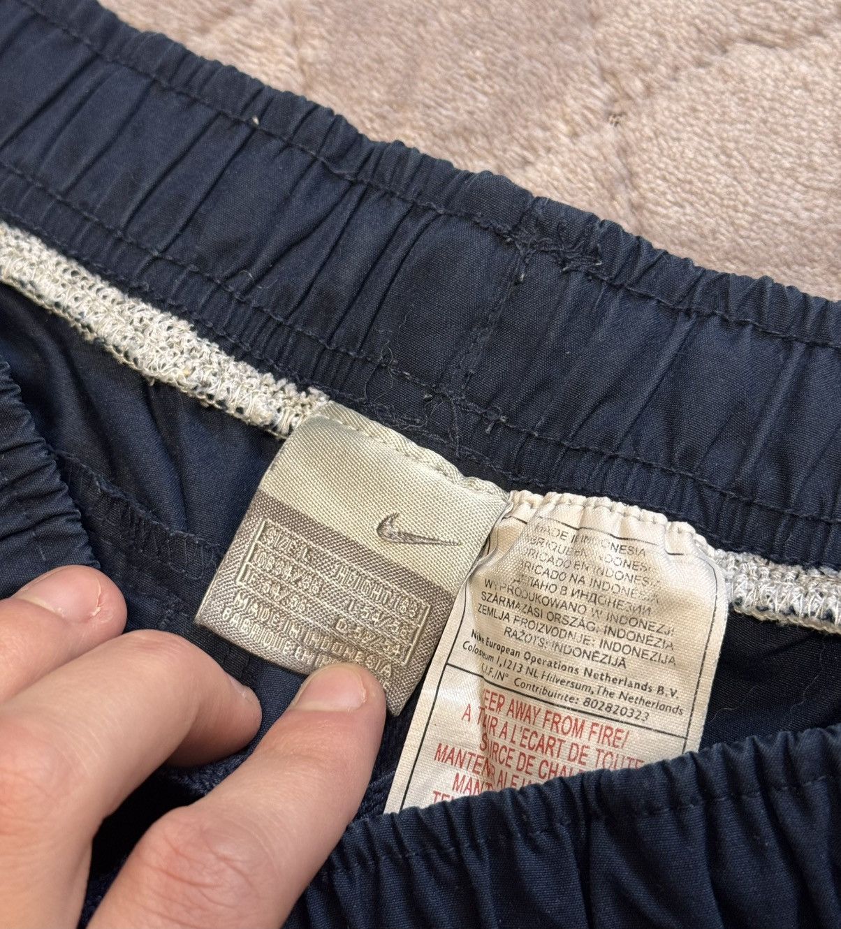 Nike × Vintage Og Vintage Nike Nylon Track Shorts Size US 36 / EU 52 - 7 Thumbnail