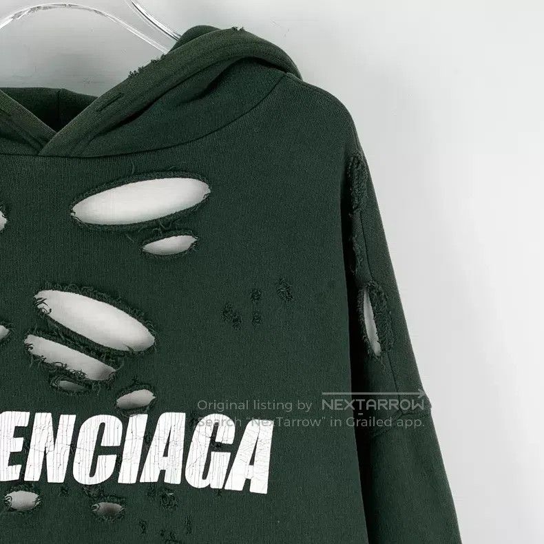 Balenciaga Balenciaga Military green logo letter printed hole design Size US M / EU 48-50 / 2 - 3 Thumbnail