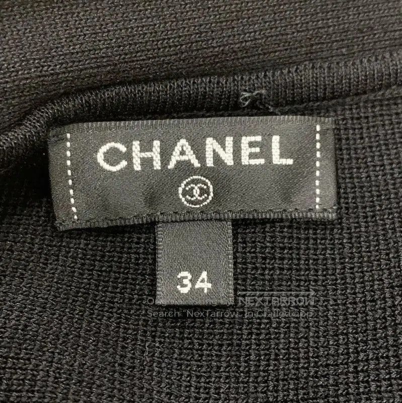 Chanel Chanel Women's Black Wool Midi Skirt . Size 22" - 5 Thumbnail