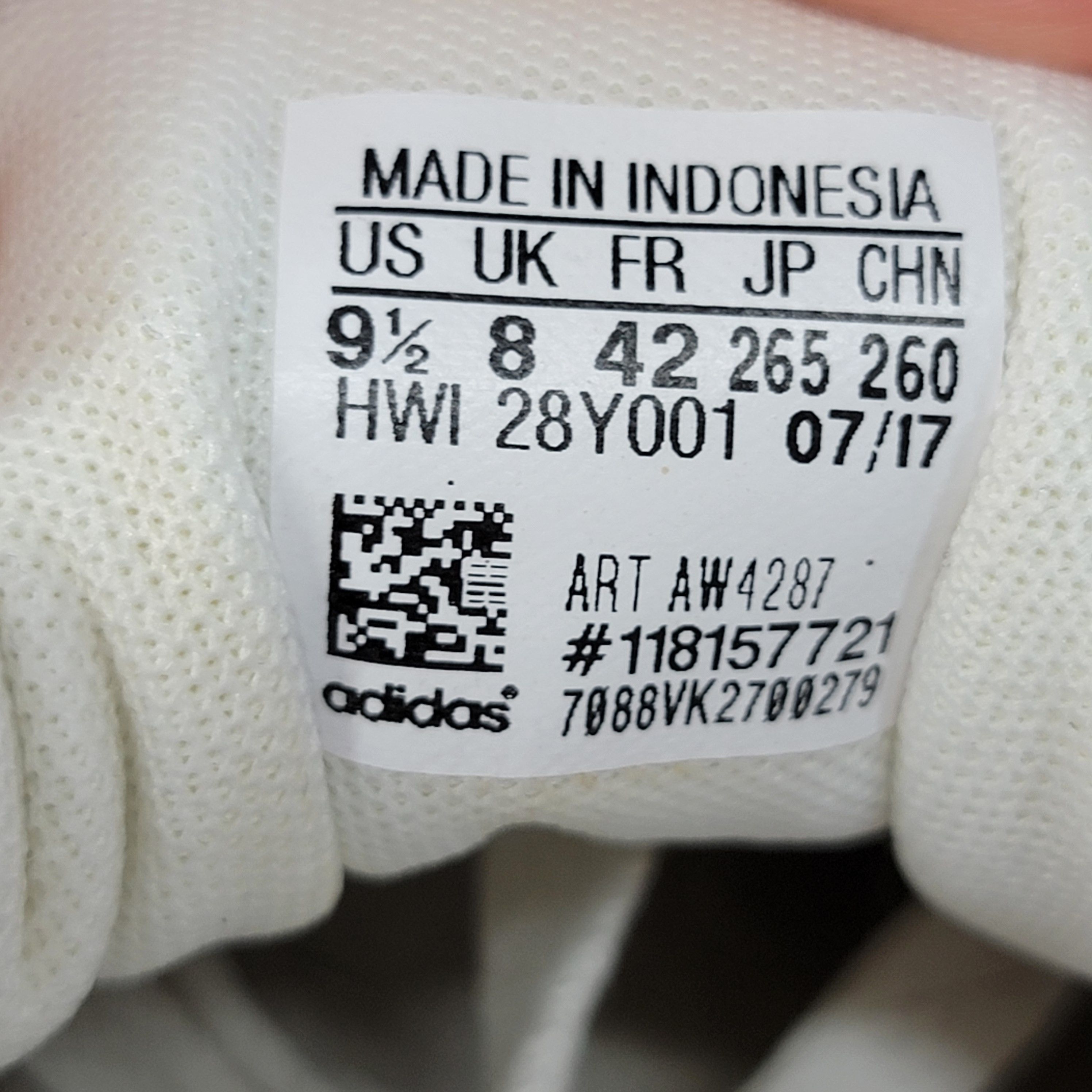 Adidas Adidas Neo Cloud-Foam Classic B&W Low Top Shoes - Size 9.5 Size US 9.5 / EU 42-43 - 7 Thumbnail