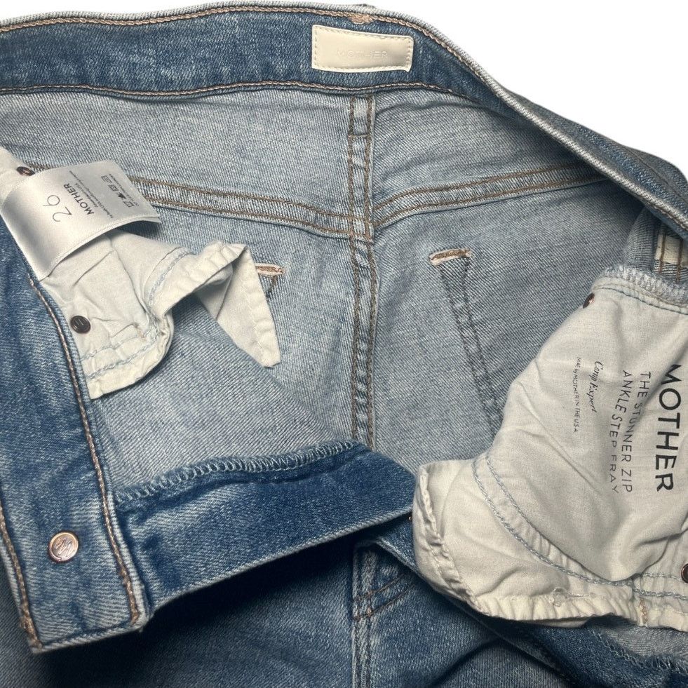 MOTHER MOTHER The Stunner Zip Ankle Step Fray Blue Jeans Denim 26 Size 26" / US 2 / IT 38 - 4 Thumbnail