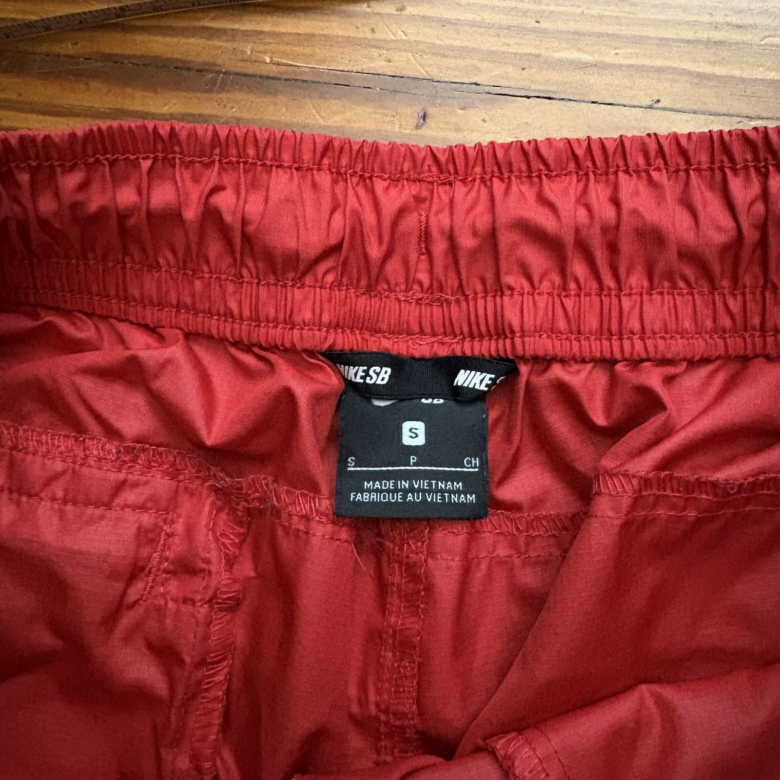 Nike Nike SB Track Pants Men's Size S Skateboarding Red 32x28 Size US 32 / EU 48 - 2 Thumbnail