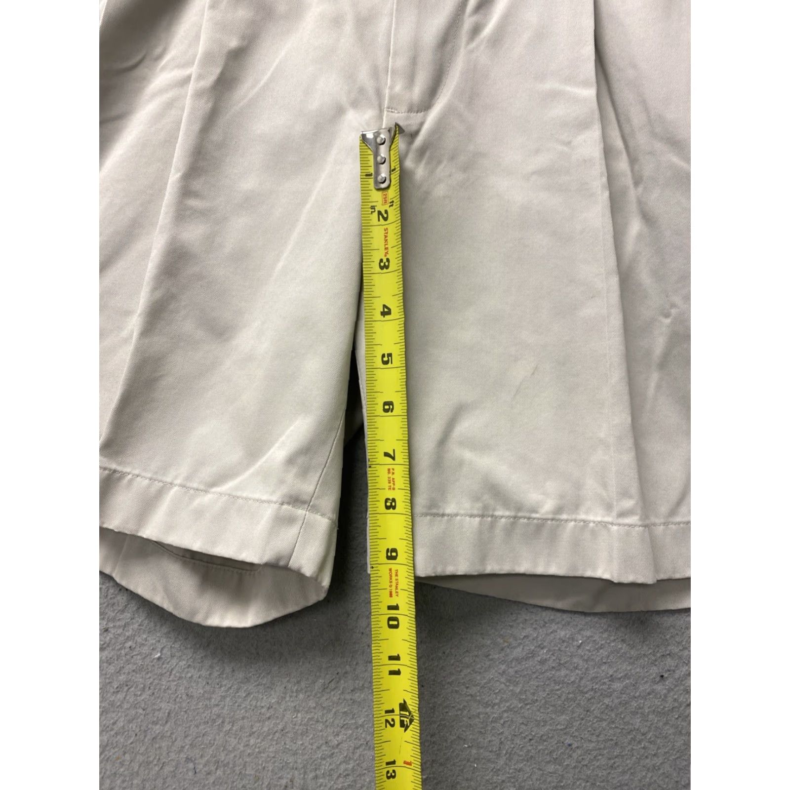 Brooks Brothers Brooks Brothers Khaki Chino Shorts 33 Beige Pleated Casual Mens Size US 33 - 6 Thumbnail