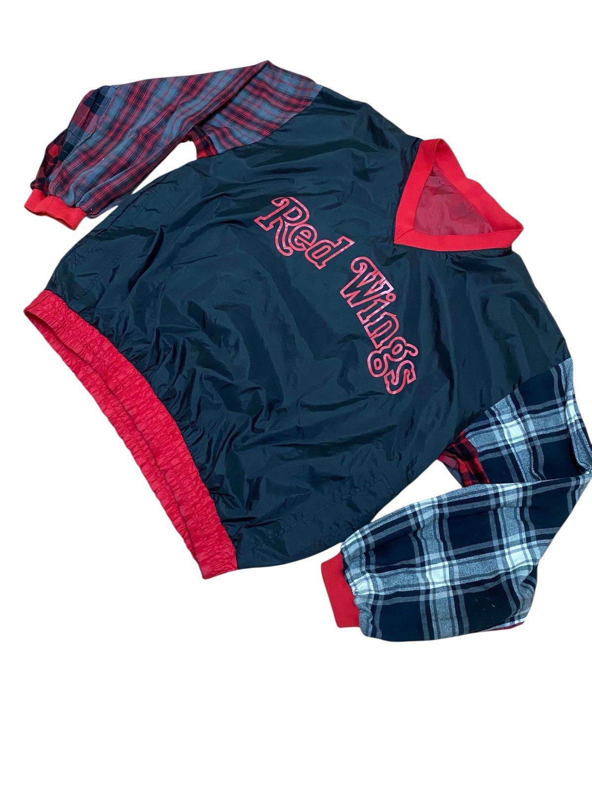 NBA × NFL × Starter Vintage fans gear red wings windbreaker sweater reversible Size US XXL / EU 58 / 5 - 7 Thumbnail
