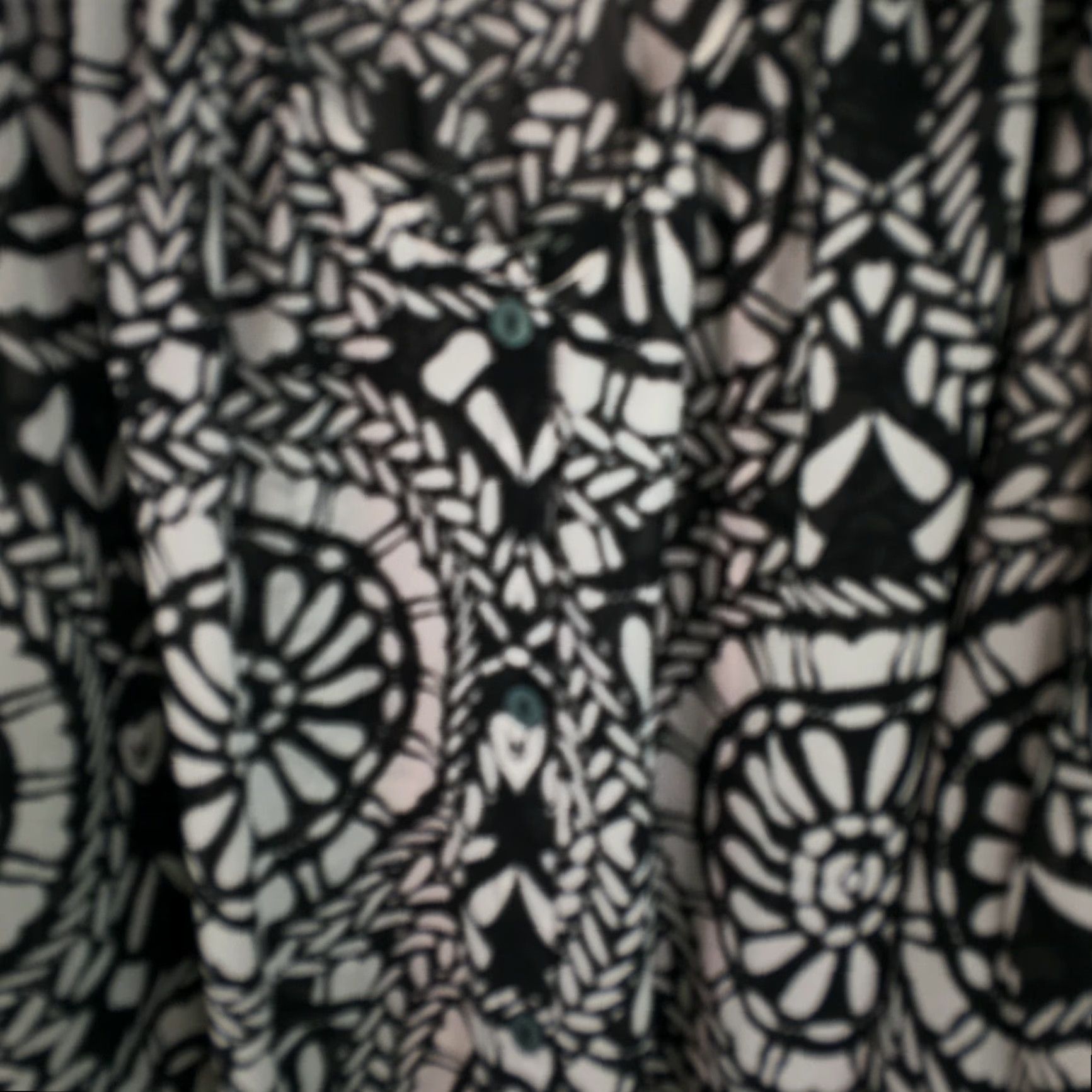 H&M VINTAGE H&M Blouse Shirt Womens 3/4 Sleeve Floral Pattern Black White Size 6 Size S / US 4 / IT 40 - 3 Thumbnail