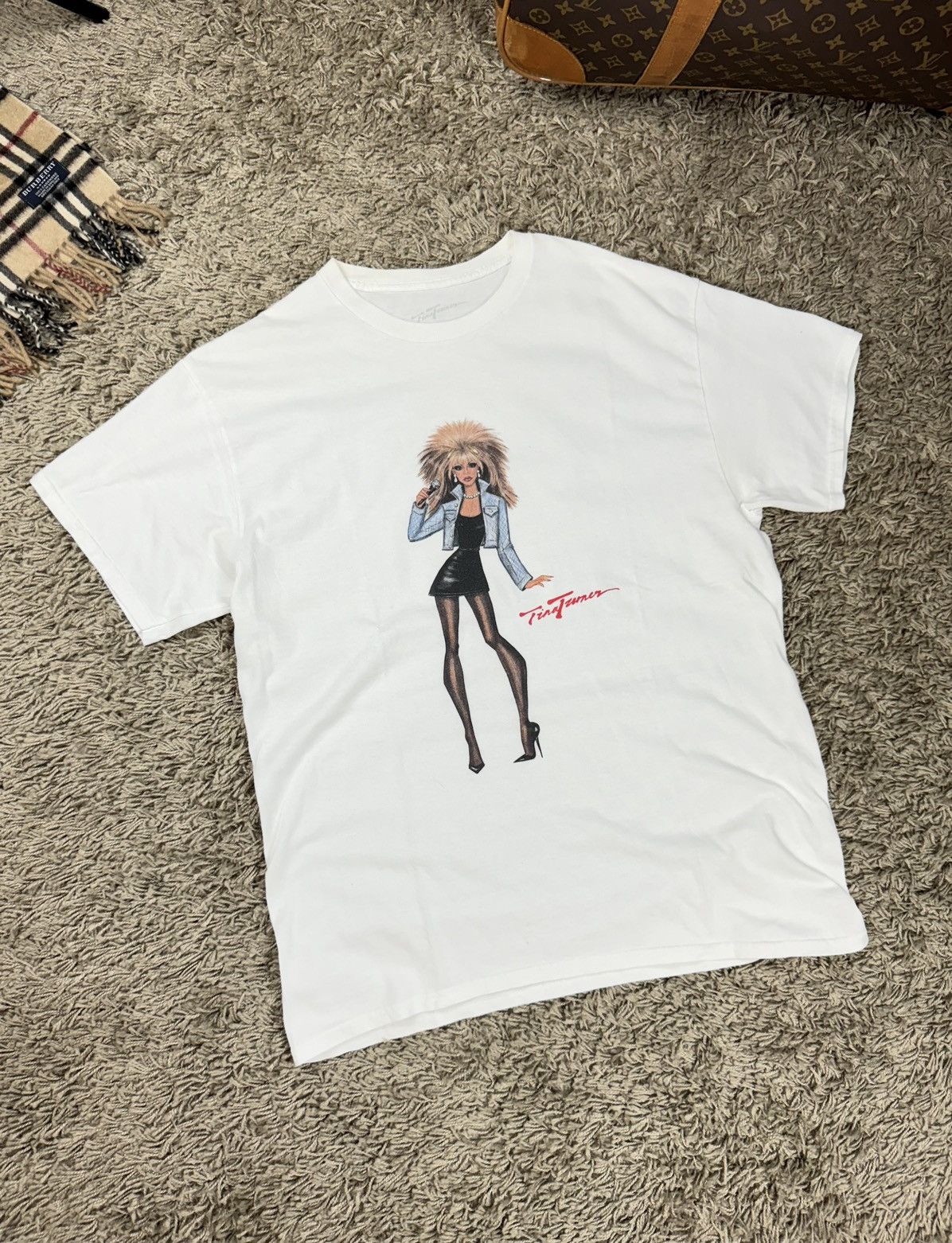 Band Tees Vintage rock t shirt Tina Turner original music casual item Size US L / EU 52-54 / 3 - 1 Thumbnail
