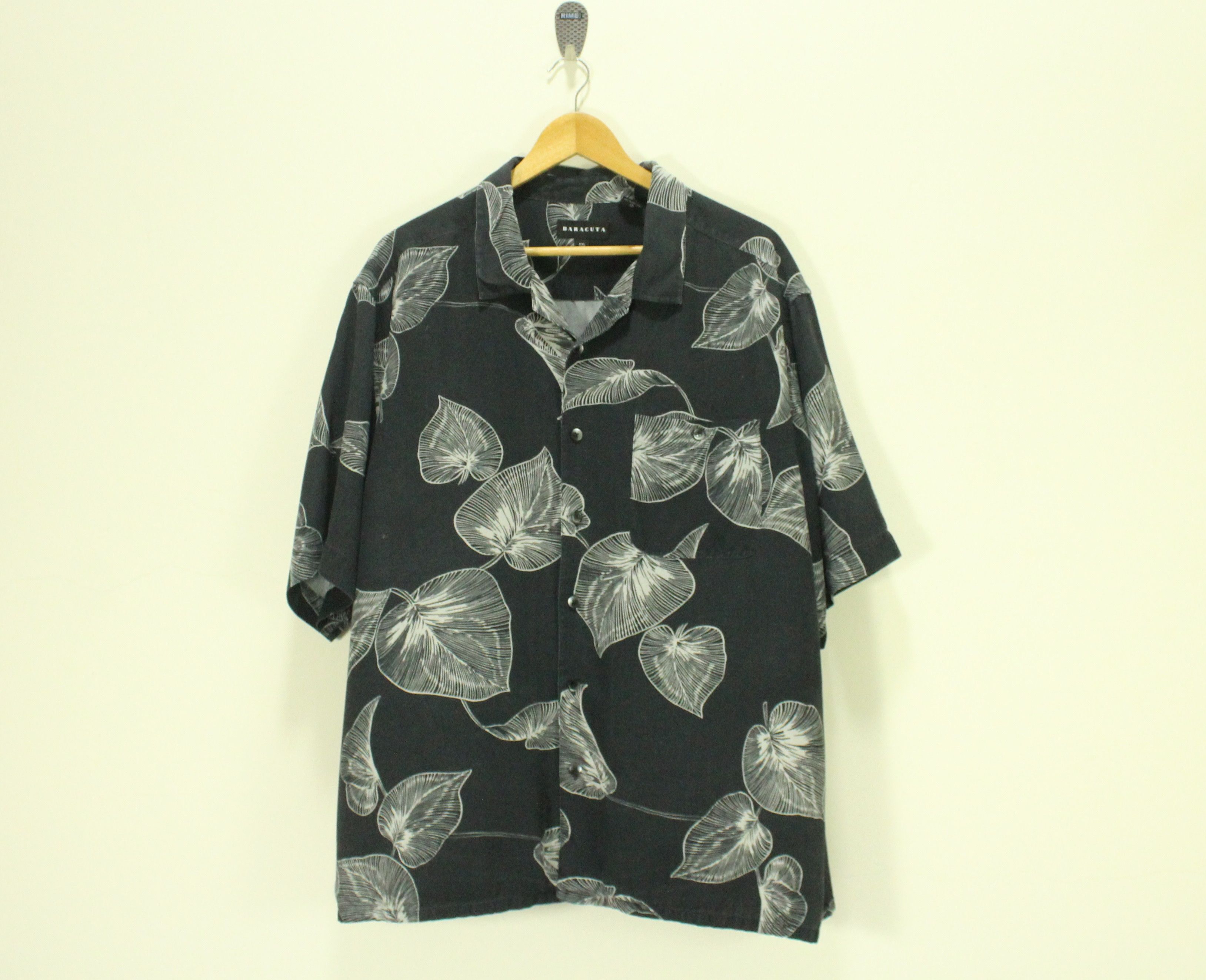 SILK 🔥 Vintage BARACUTA Shirt Pocket Floral Motif