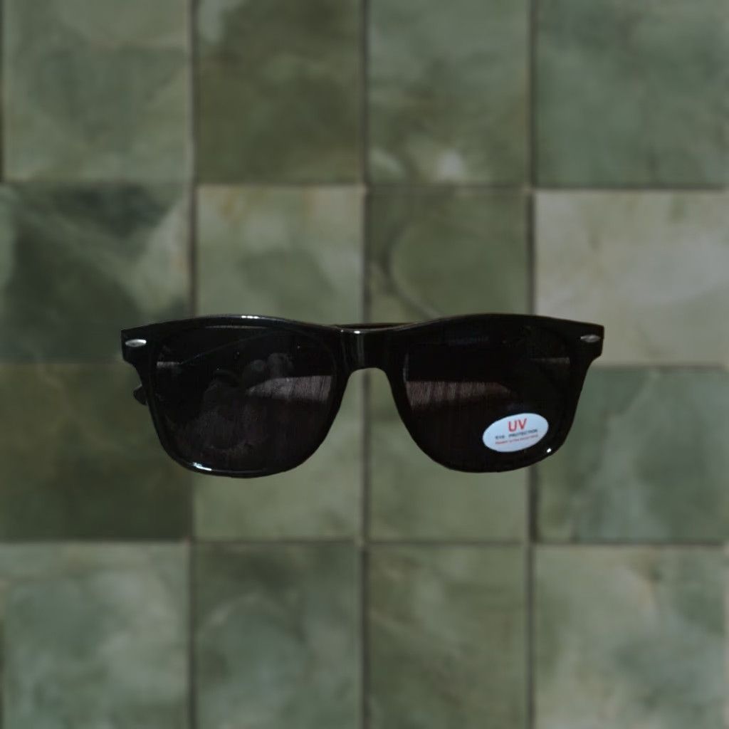 Vintage VINTAGE Women's Black Sunglasses Eyewear UV Protection Rectangle Shades Black Frame Size ONE SIZE - 1 Thumbnail