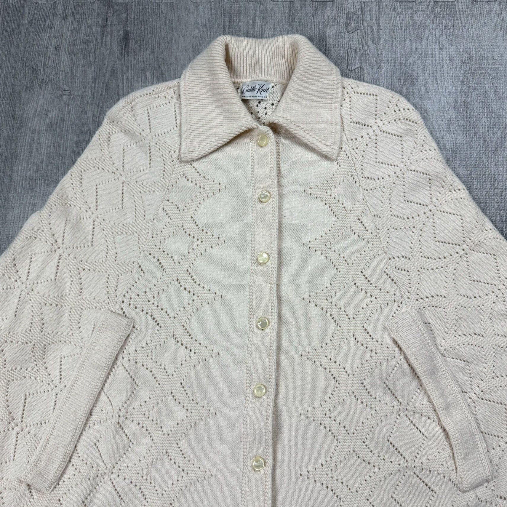 Vintage VINTAGE Cuddle Knit Boho Capes Womens One Size Ivory Geometric Knit Sweater Poncho Shawl 60s 70s Size ONE SIZE - 2 Thumbnail