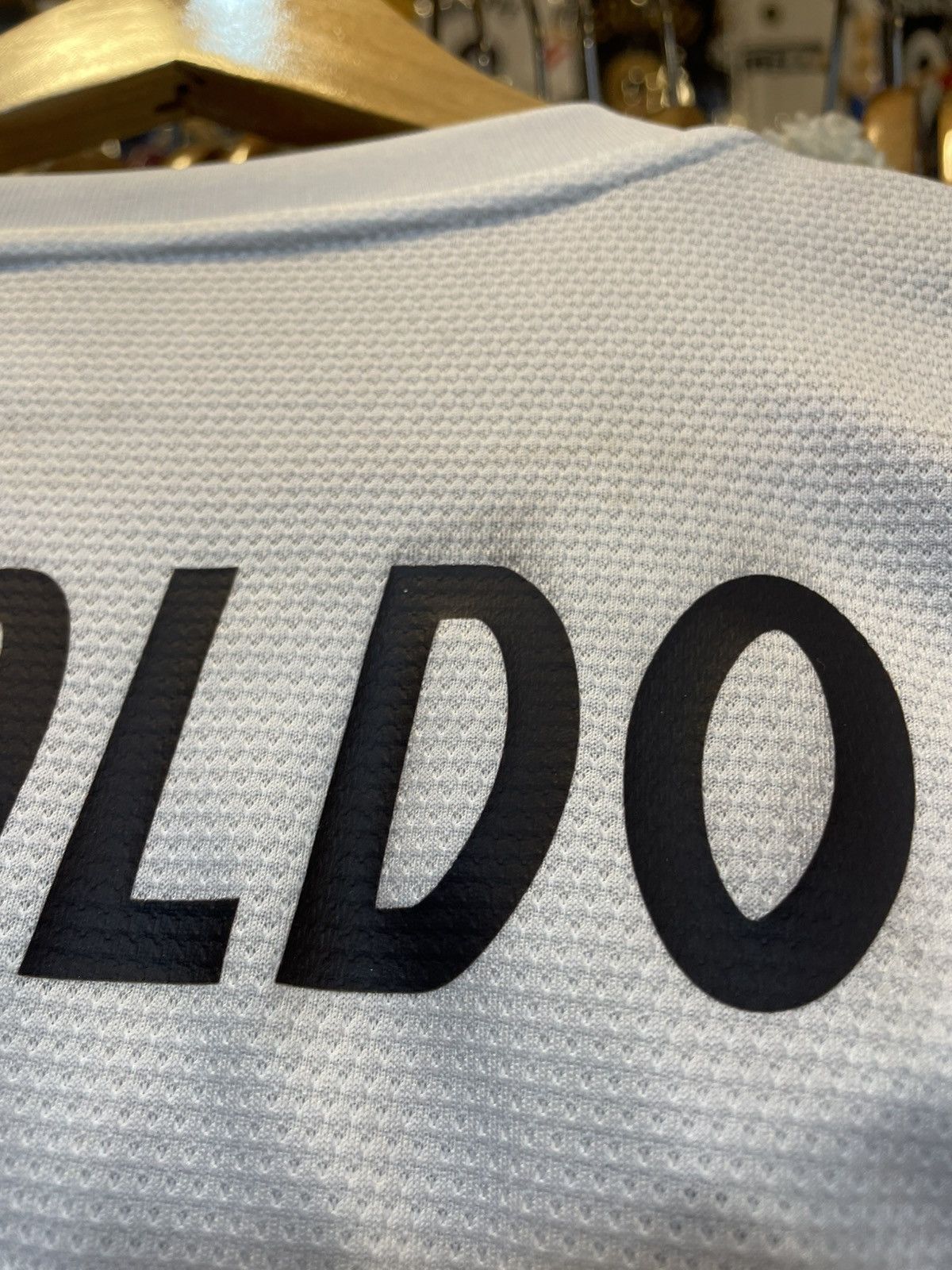 Adidas × Vintage 2018-2019 Real Madrid CR7 Long Sleeves Home Kit Size US L / EU 52-54 / 3 - 9 Thumbnail