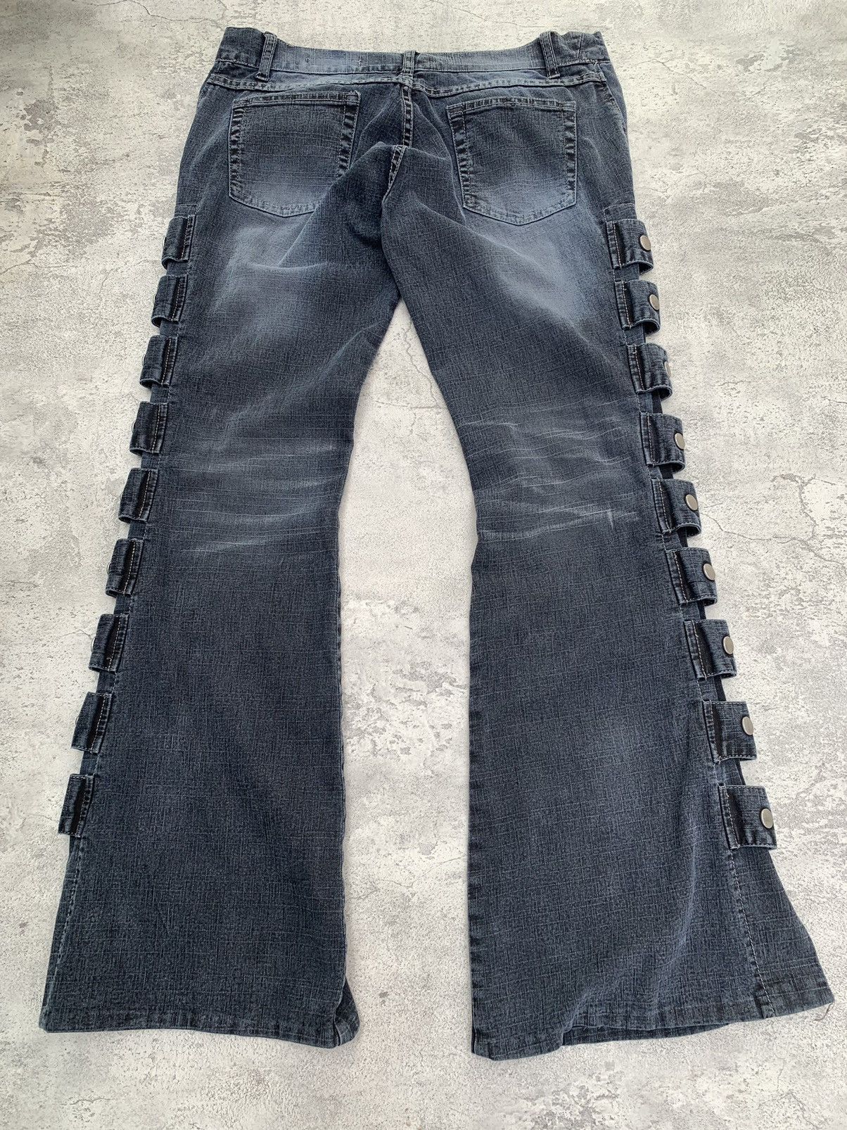 If Six Was Nine SEDUCTION flare jeans Size US 29 - 5 Thumbnail