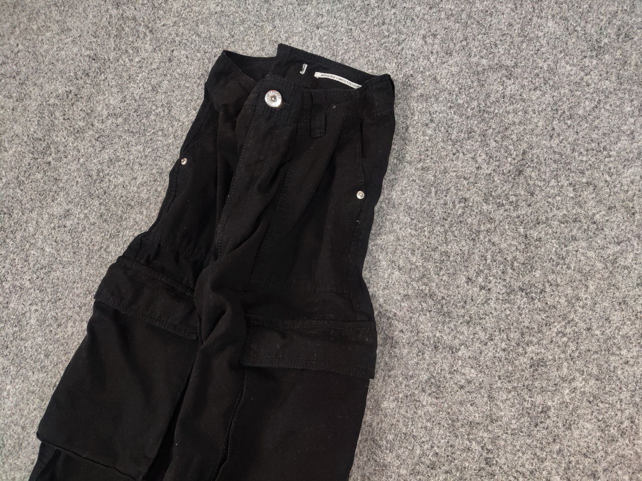 Japanese Brand Vintage Japanese Baggy Black Cotton Cargo Pants Y2K Style Size US 30 / EU 46 - 4 Thumbnail