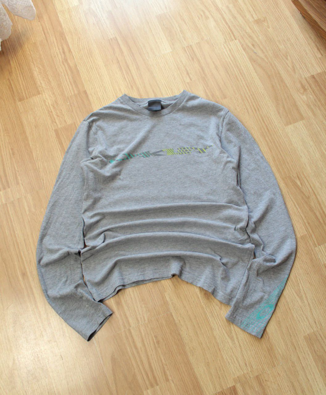 Oakley 🔥 Oakley Big Logo Software Surfboard Long Sleeve T Shirt Size US S / EU 44-46 / 1 - 3 Thumbnail