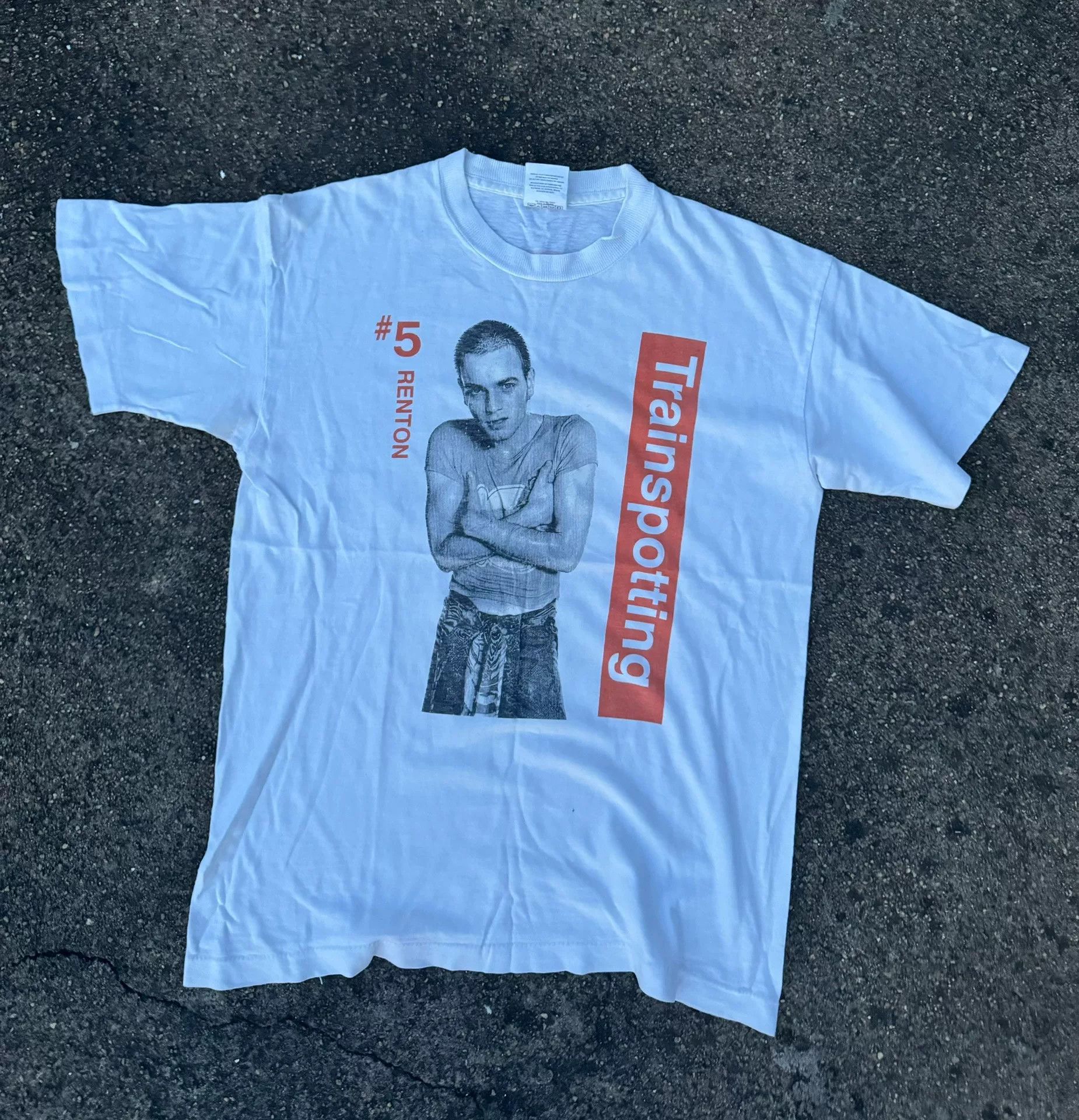 Vintage Vintage 90s Trainspotting Renton Tee Size US M / EU 48-50 / 2 - 1 Thumbnail
