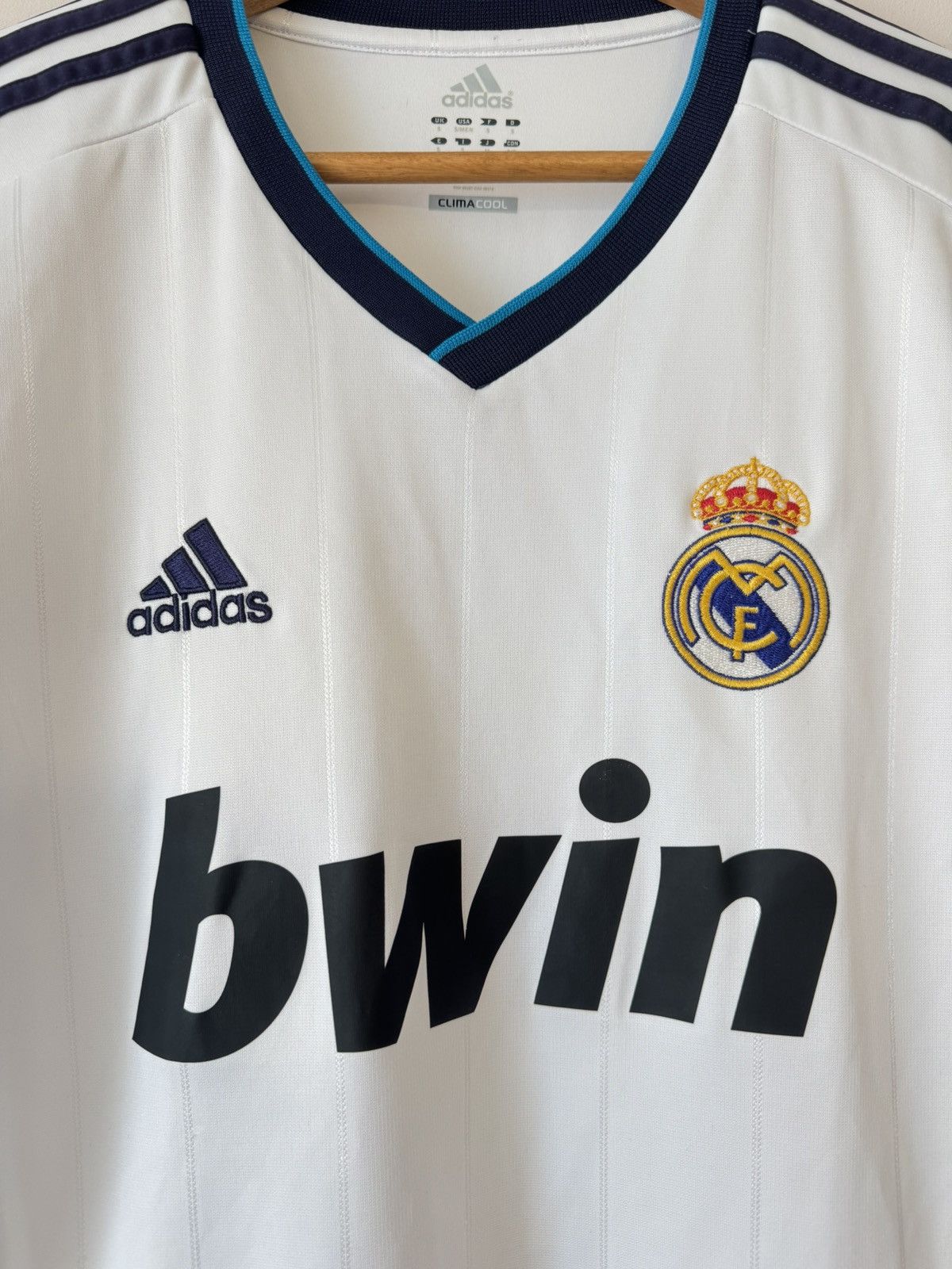 Adidas Real Madrid 2012-2013 Home Soccer Jersey Football Shirt Kit Size US S / EU 44-46 / 1 - 9 Thumbnail